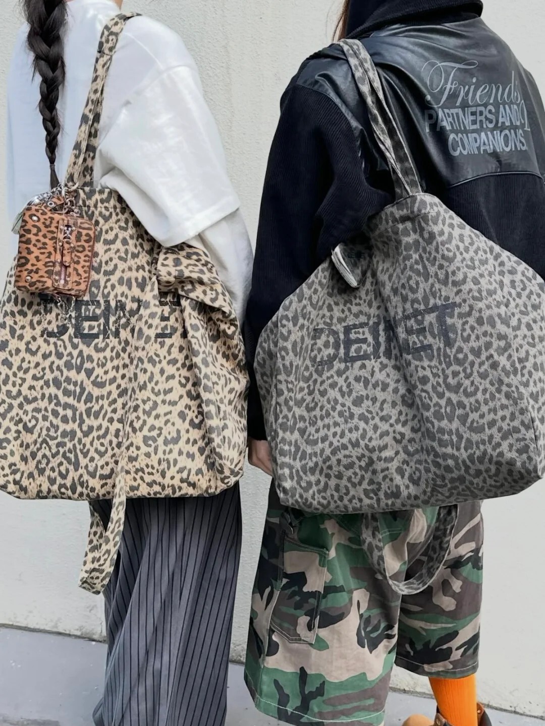 DEINET LOGO 豹紋 雙面 托特包 可斜肩背  卡其 / 灰綠