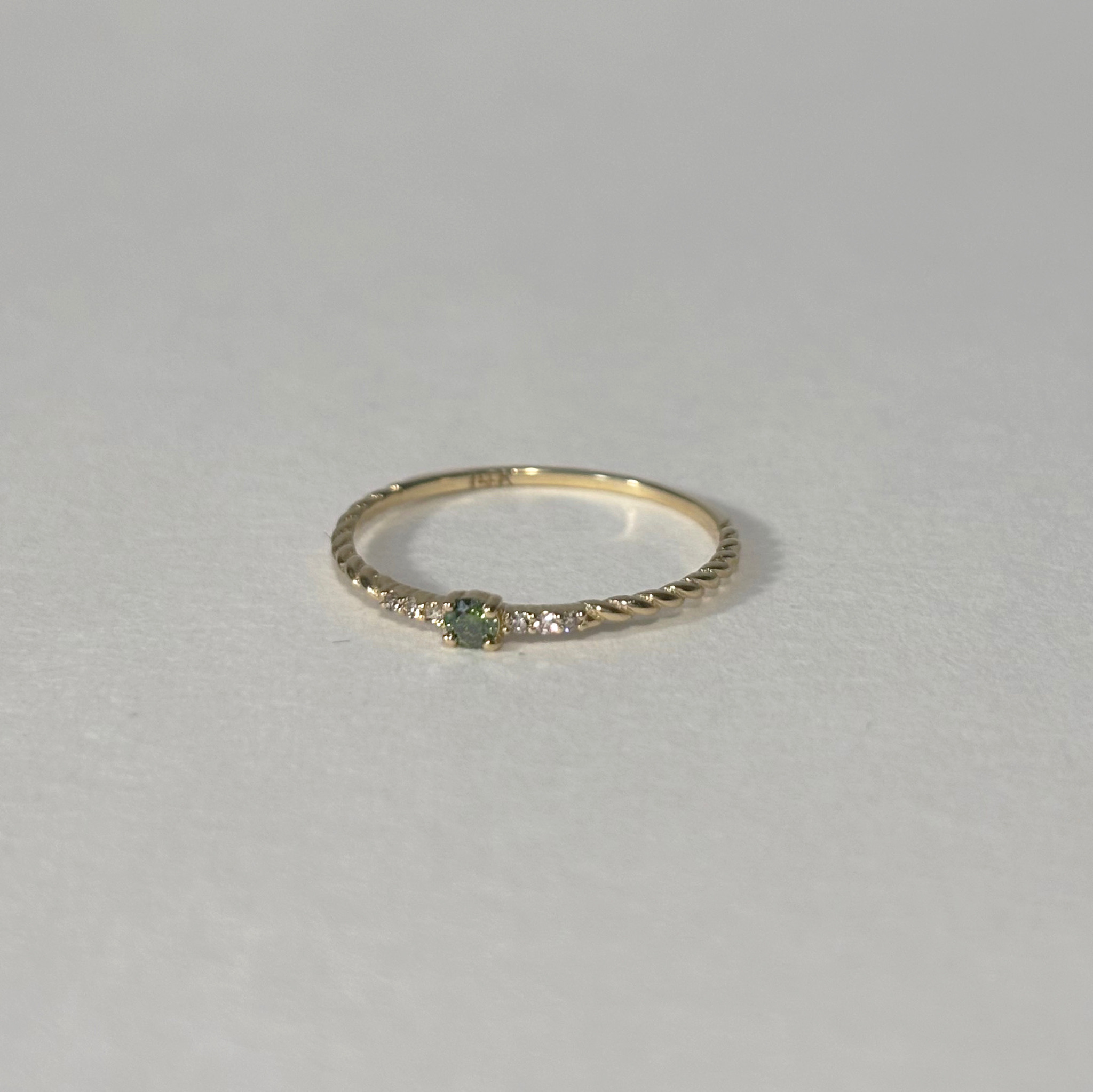 14K綠鑽麻花小排鑽戒指