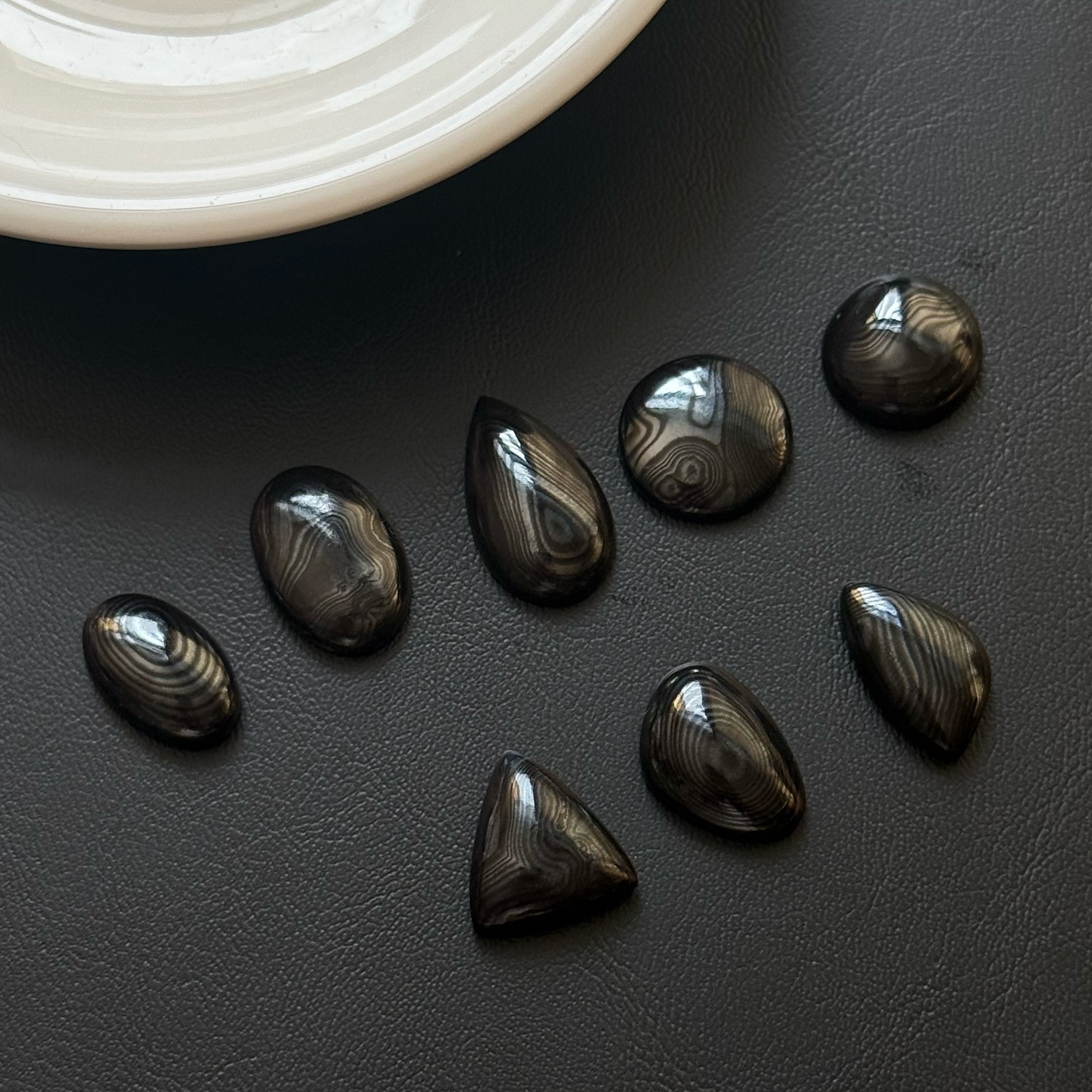 [原石] 硬錳礦 水晶蛋面