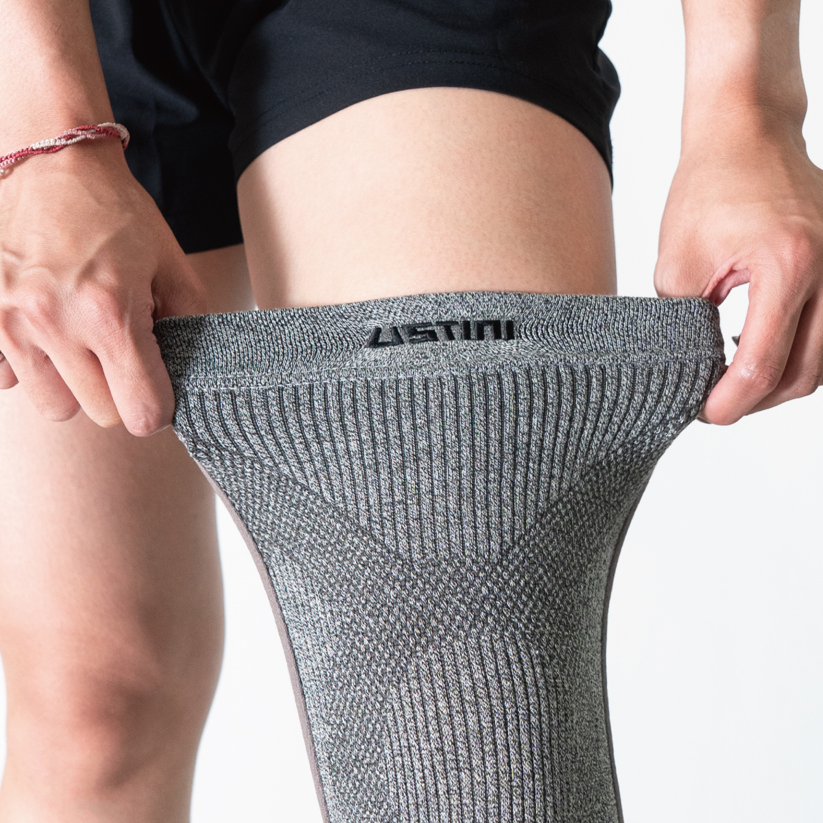 【新春限定】33 護膝 添長遞久 (單入裝)