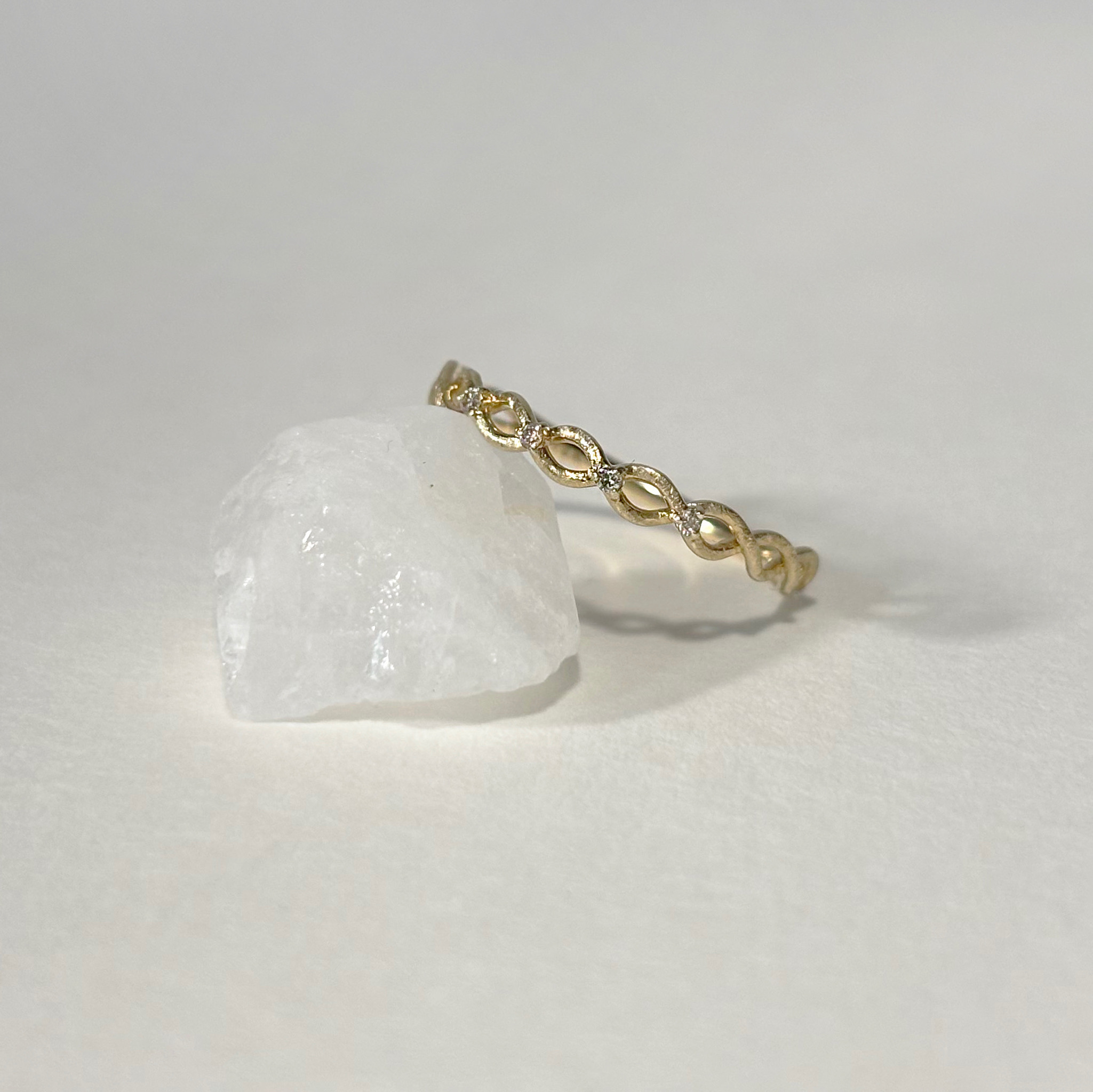 14K Hazy簍空點鑽戒指