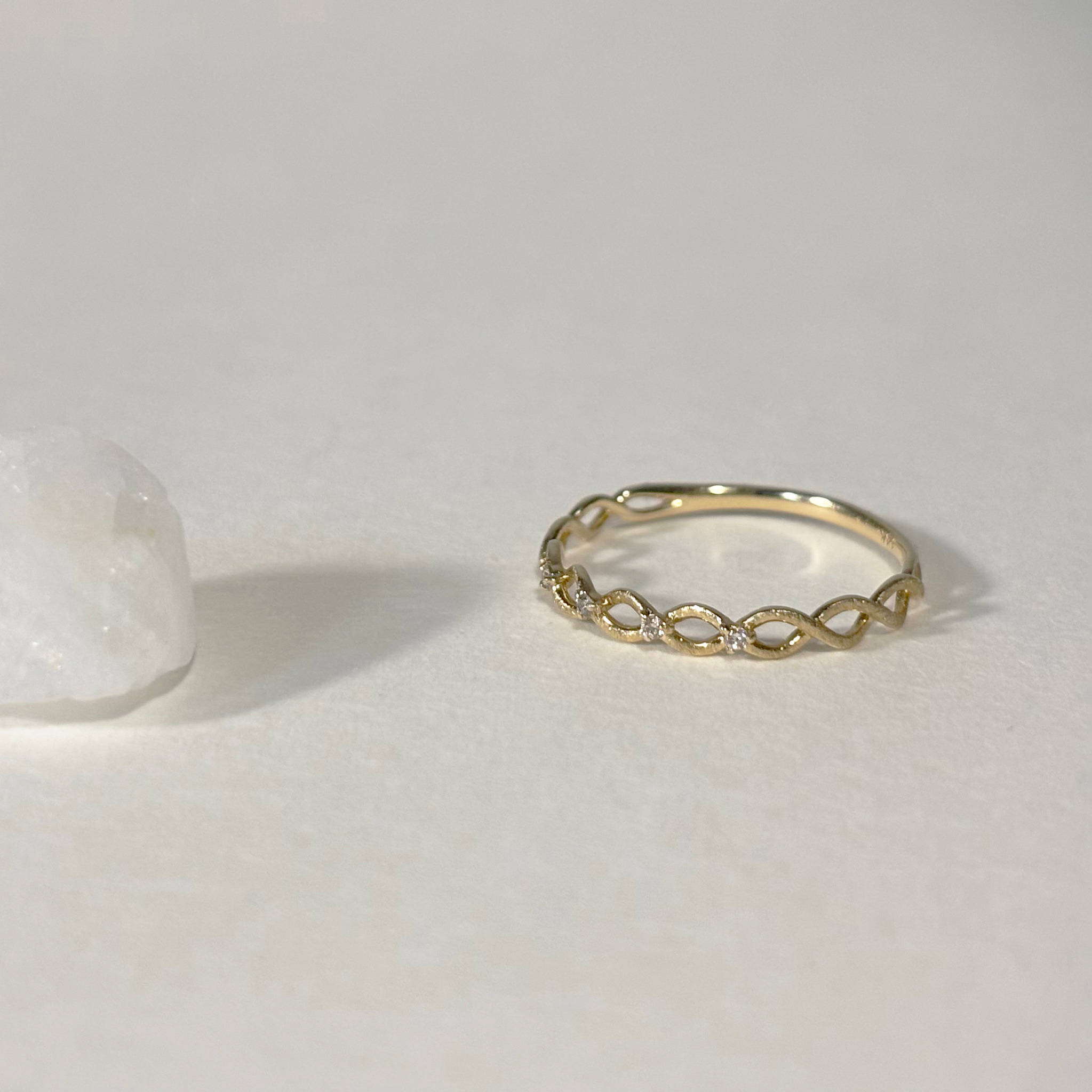 14K Hazy簍空點鑽戒指