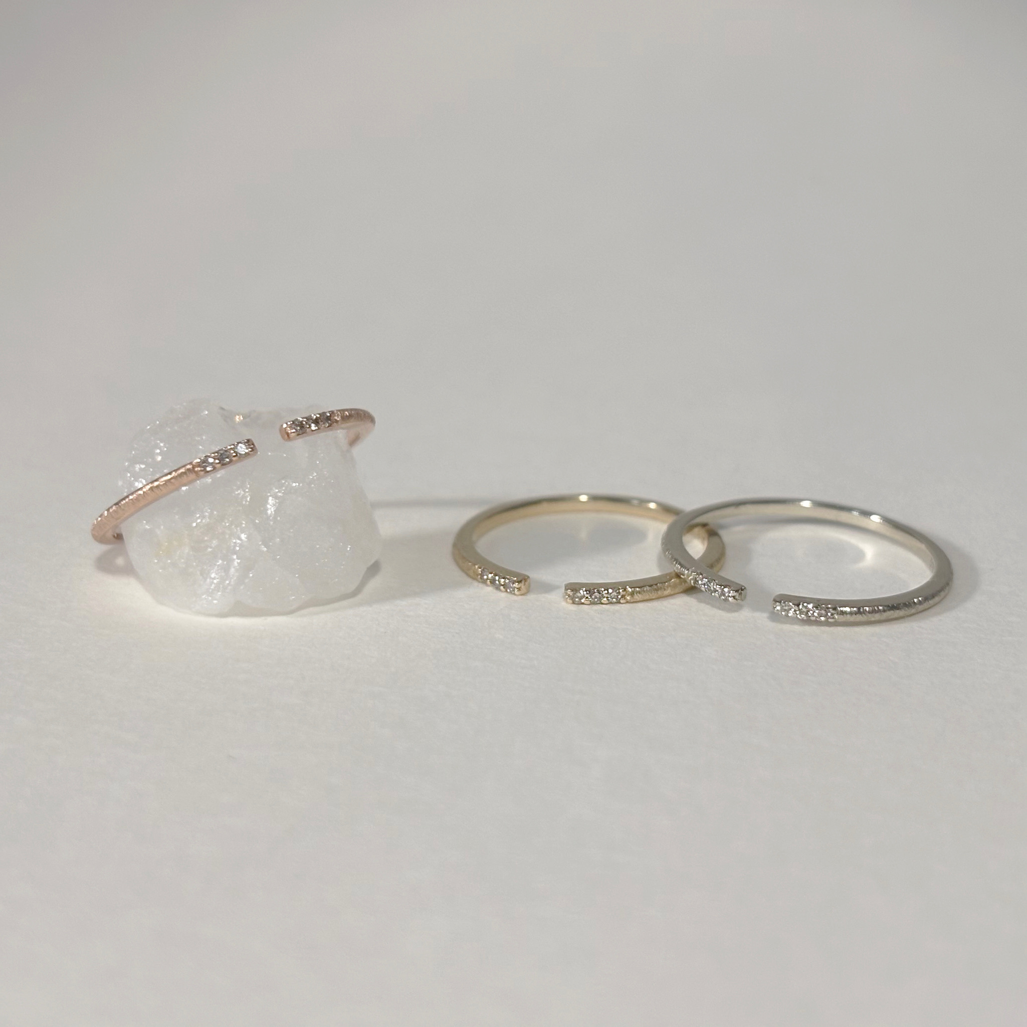 14K Hazy小排鑽開口戒指