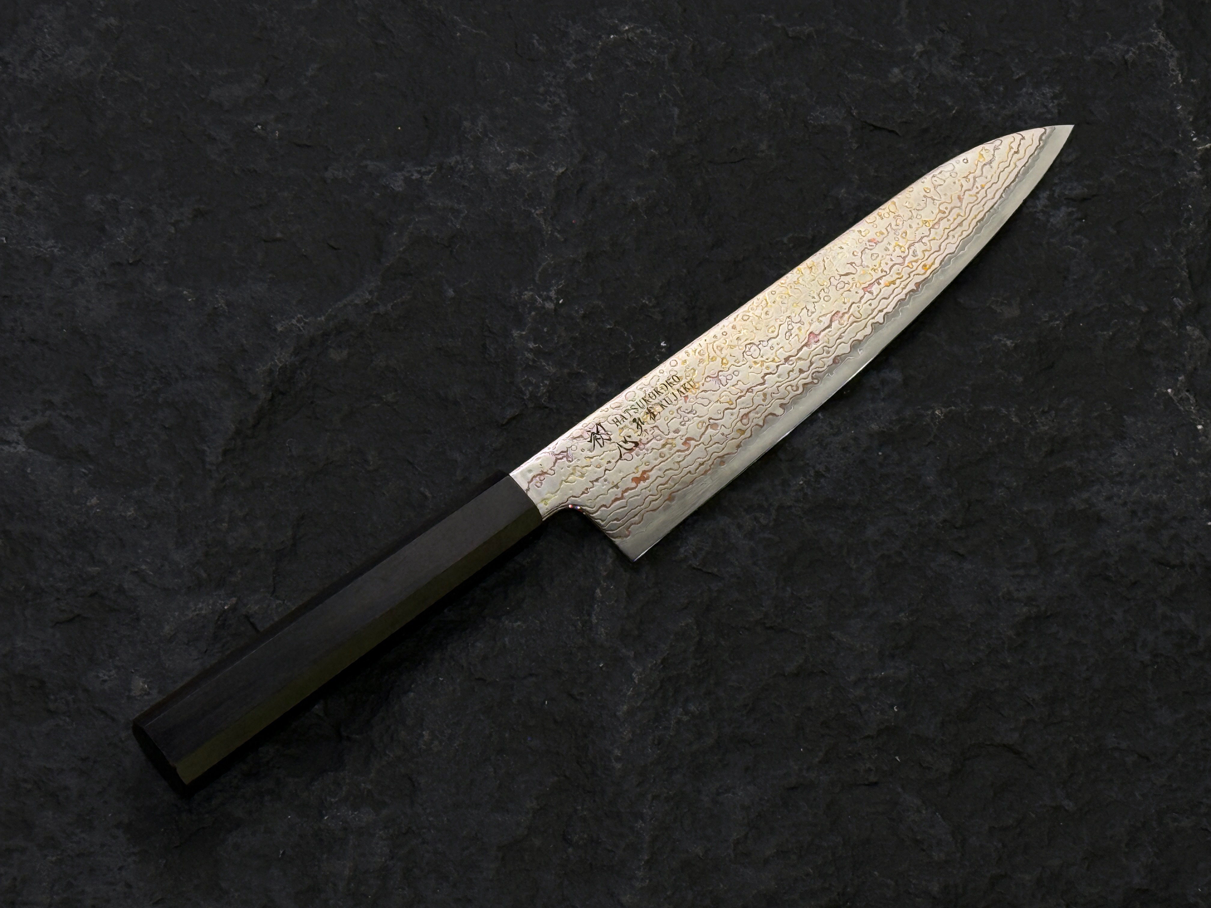 初心 孔雀 V特2号 有色大馬士革鋼 牛刀 黑檀柄