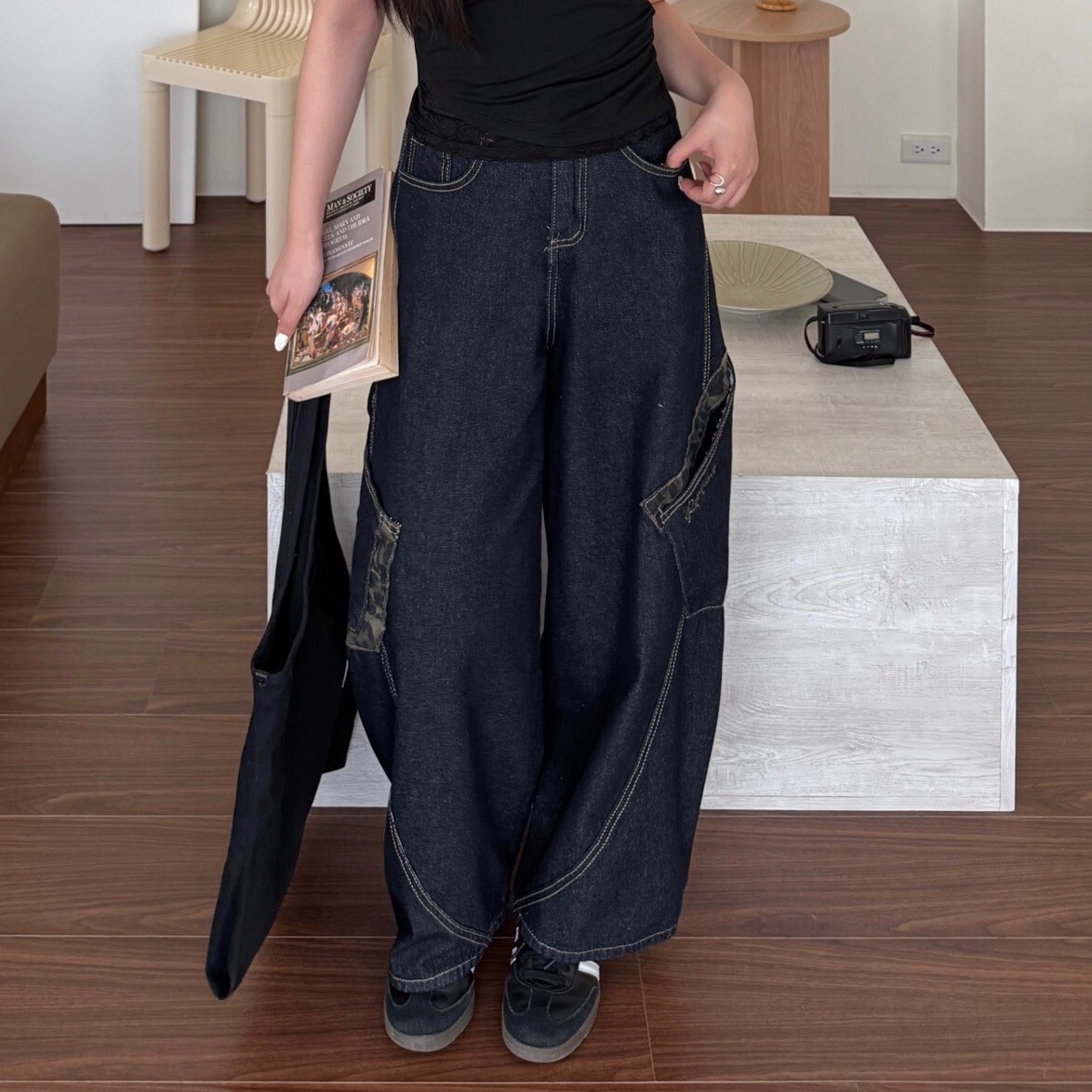 小小豹預備中!斜口袋豹紋彎刀牛仔褲