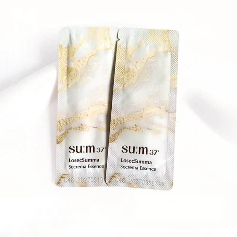 【直播】AKR081210 SU:M37° 鎏金溯茫奢護精華水 (1ml*60片)