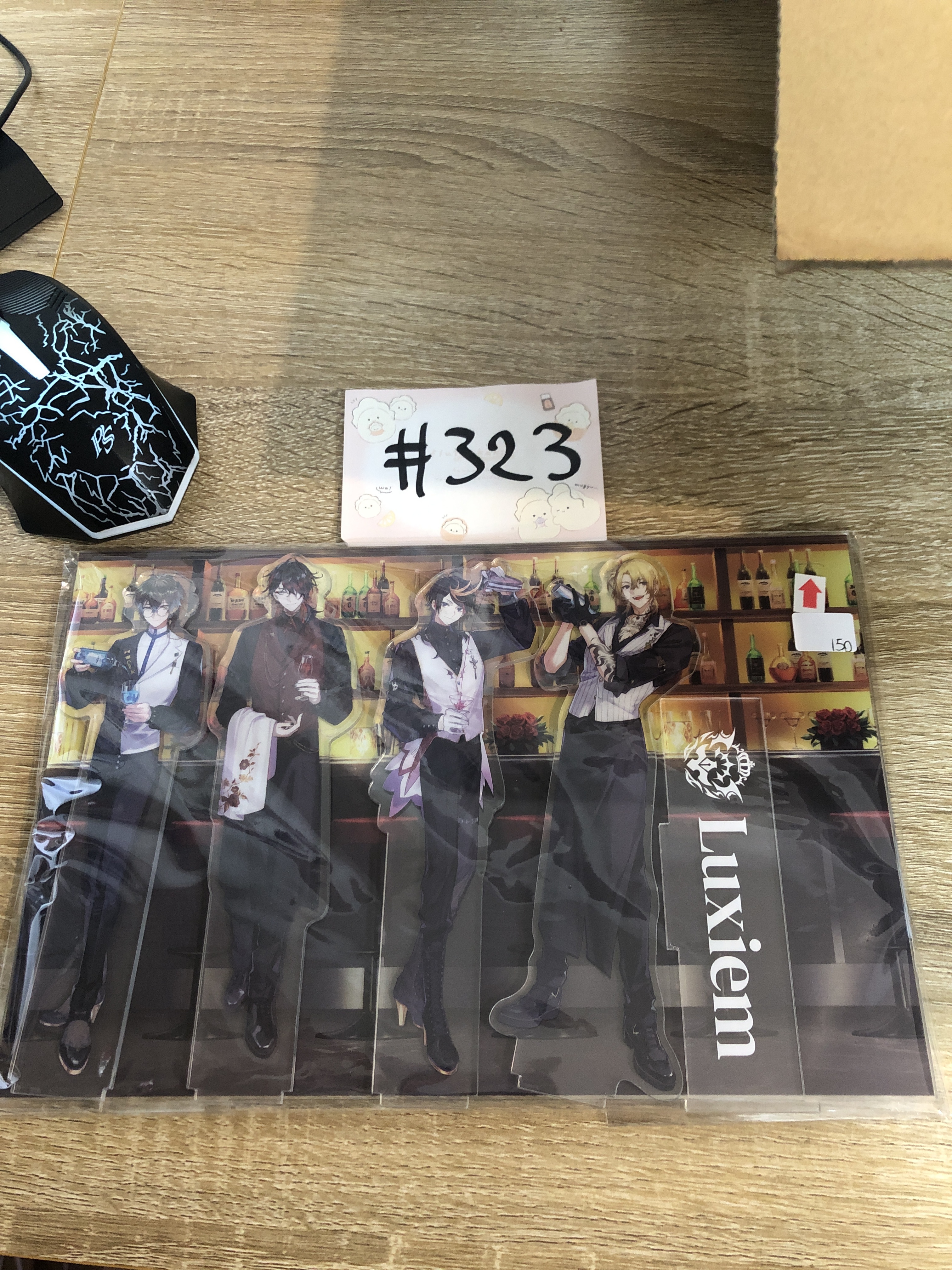 彩虹社   LUXIEM 立牌 瑕#323