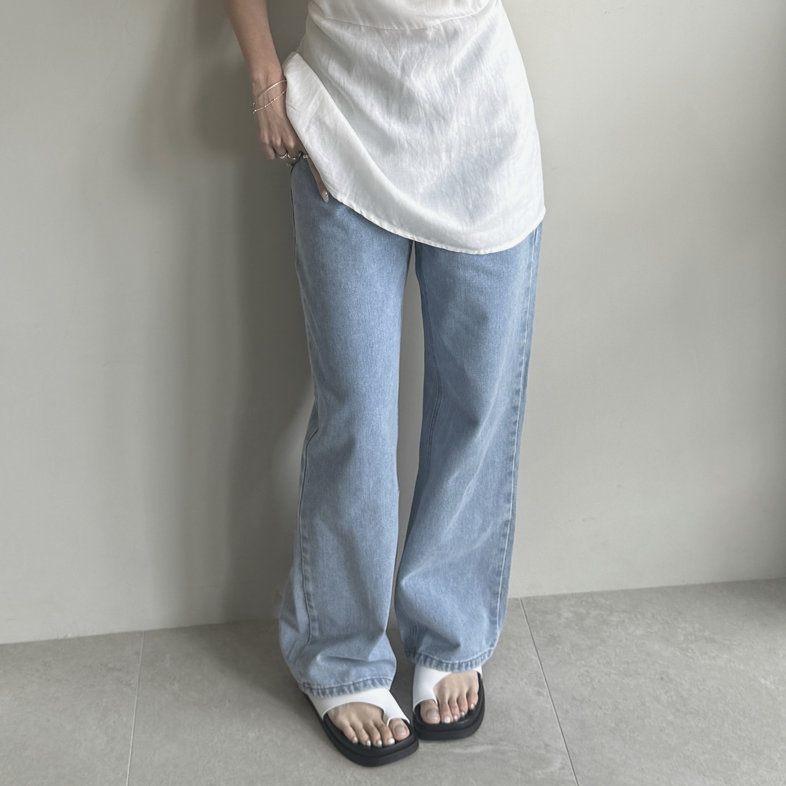 女孩們的基礎小直筒落地褲