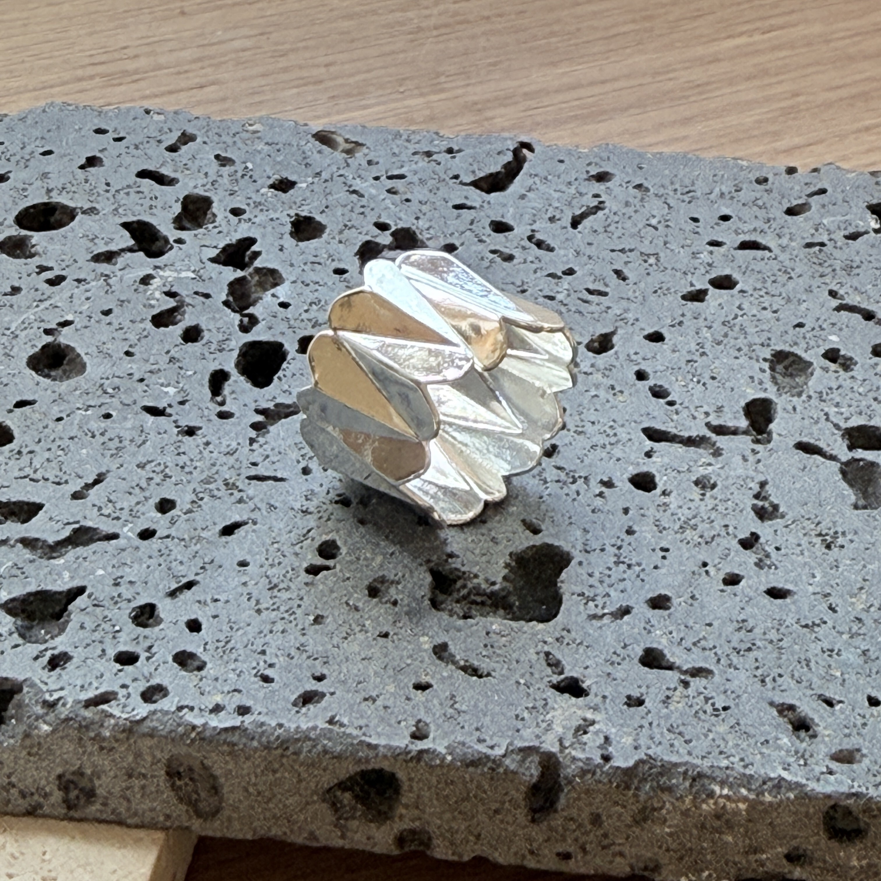 Polygon Wide Style Ring。Adjustable