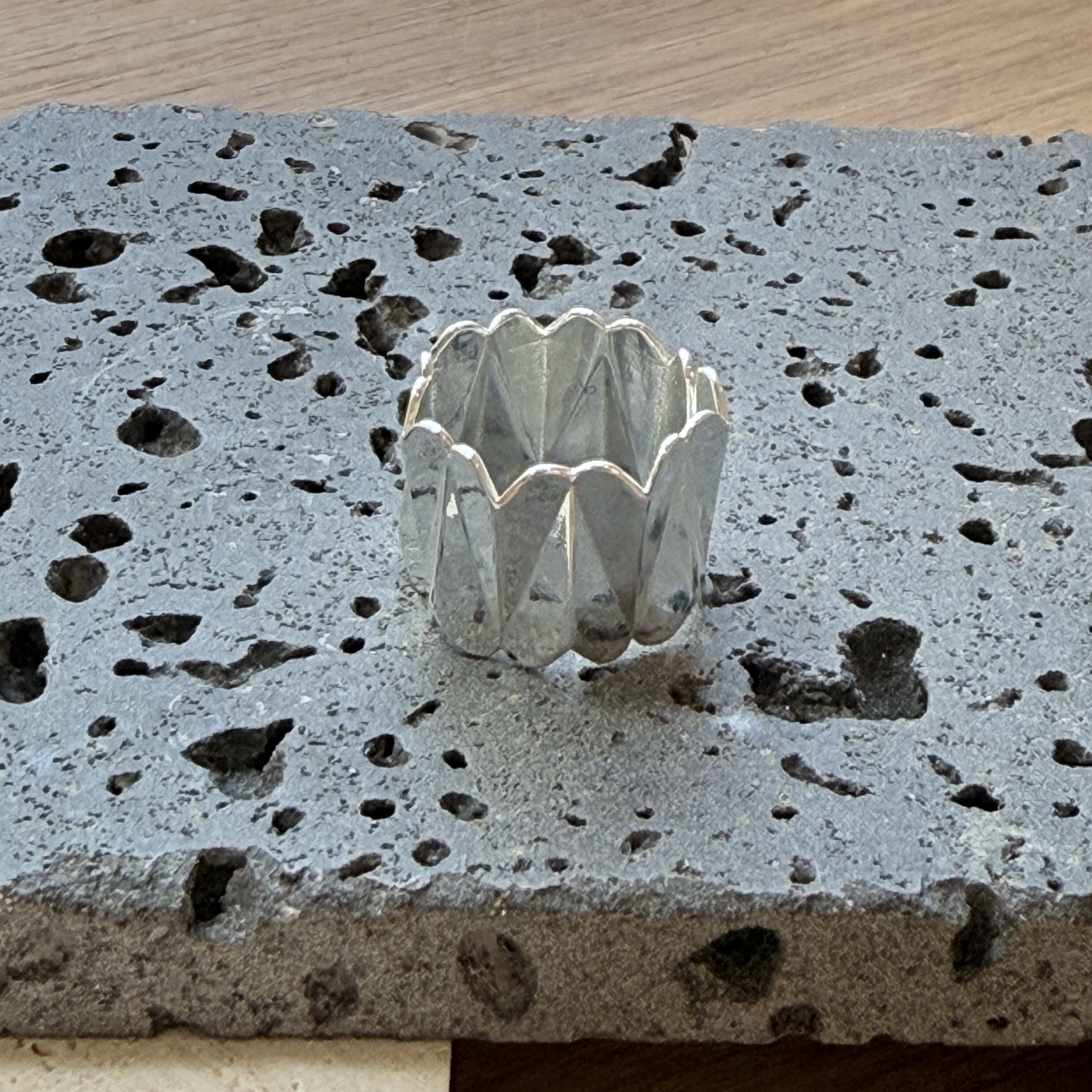 Polygon Wide Style Ring。Adjustable