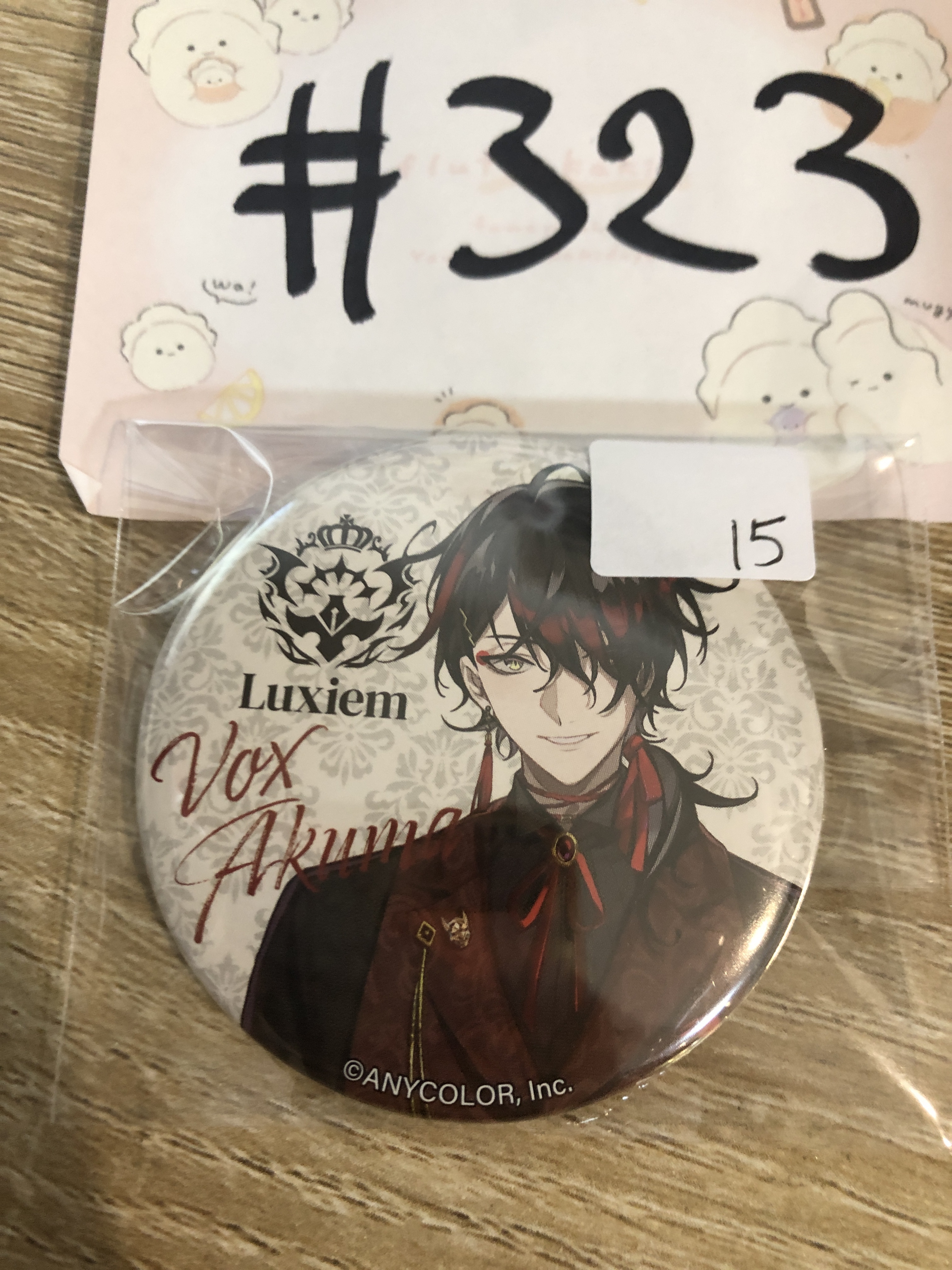 彩虹社 VOX  襟章#323