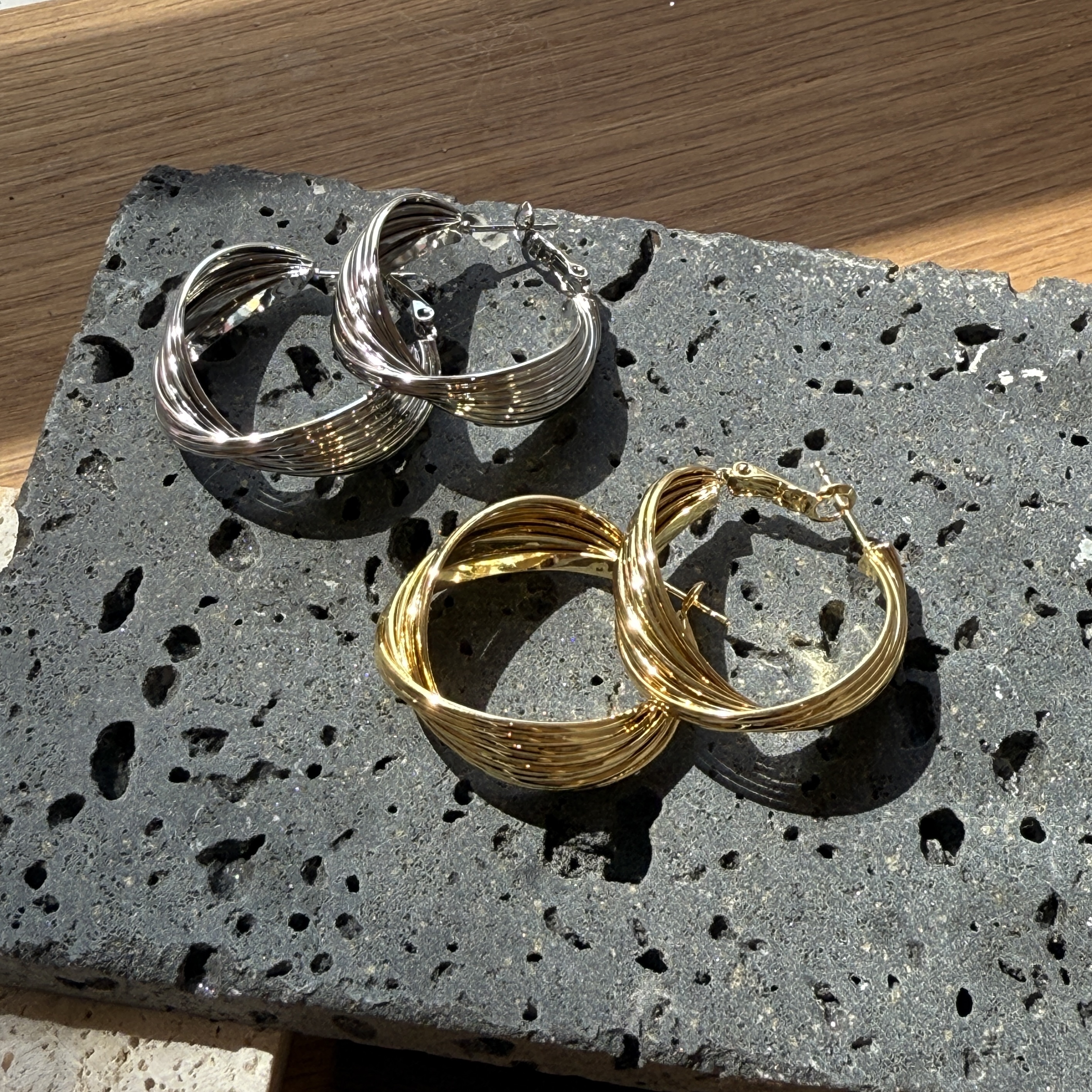 Western Twisted Style Earring