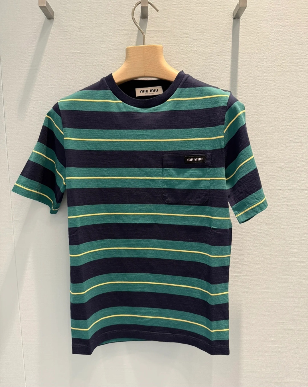 Miu Miu 綠色間條 字母Tee