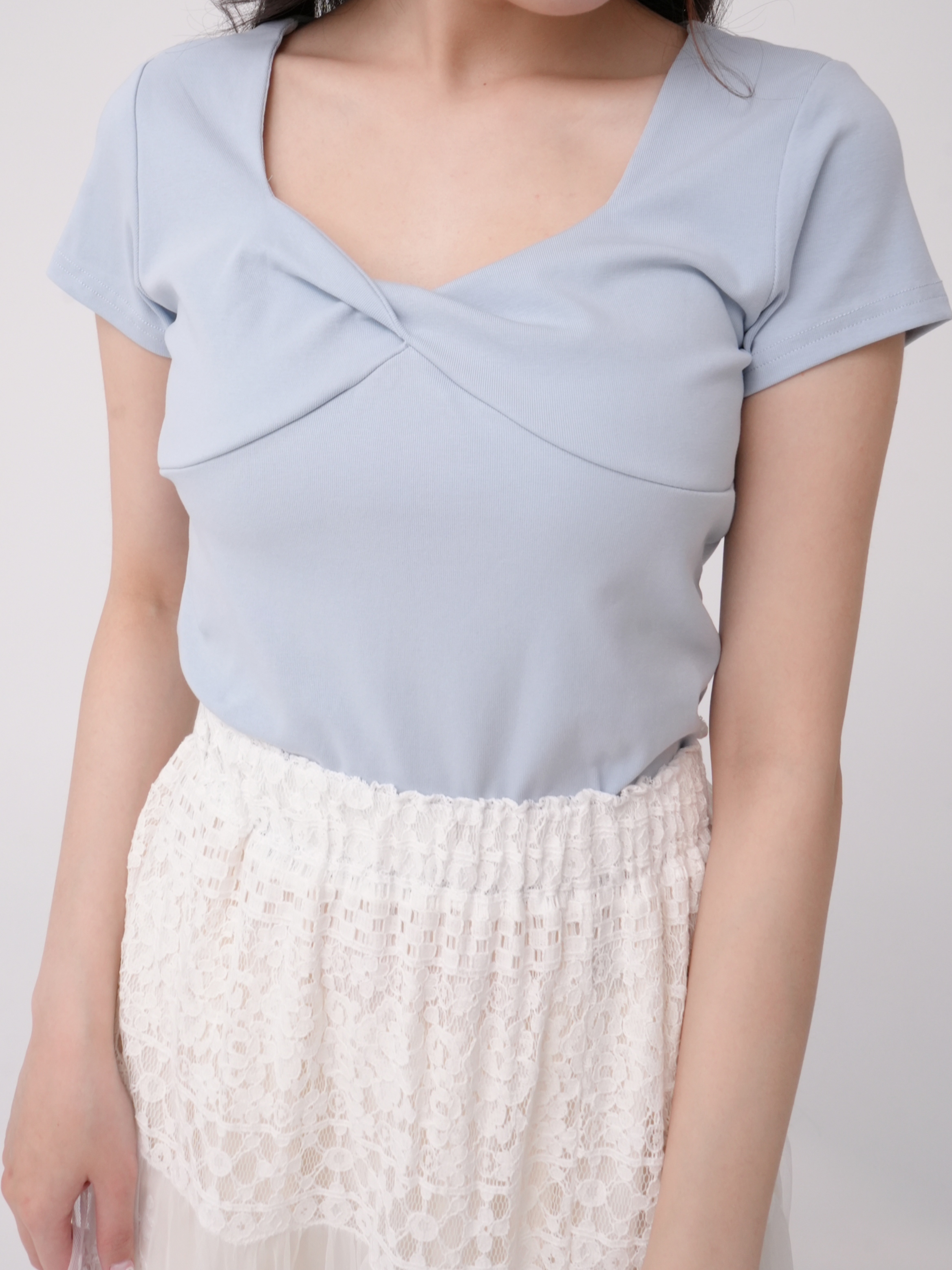 法朵Fado shop｜扭結方領造型短版棉T 0213078 四色