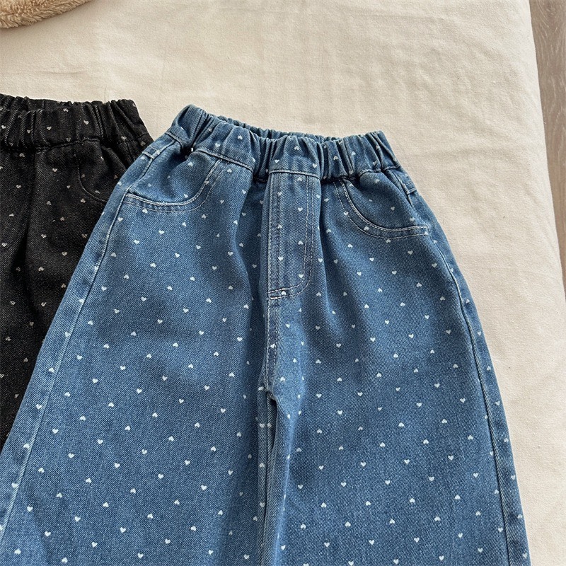 滿版愛心牛仔長褲