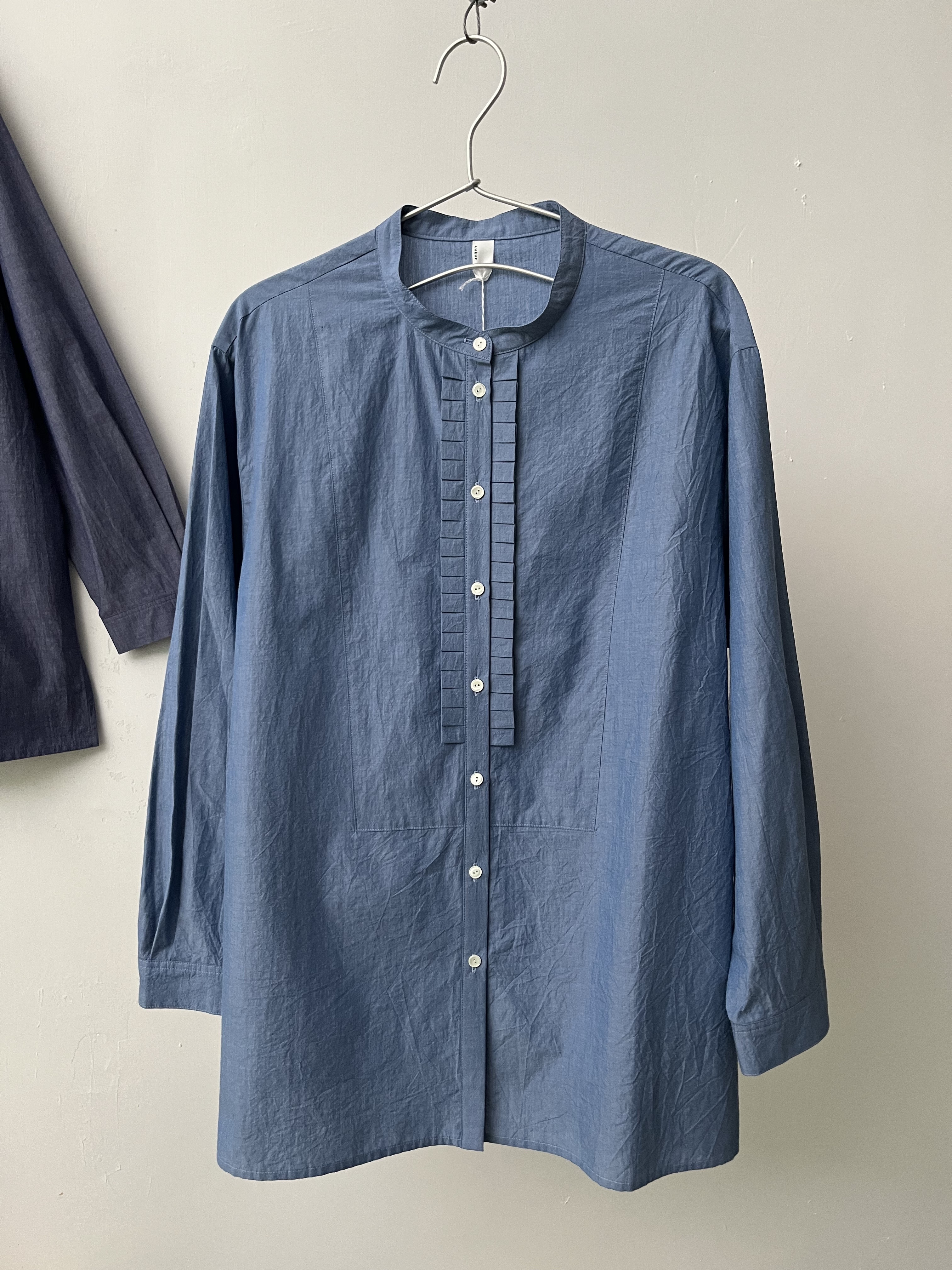 日本製LUEUF藍色小企領top