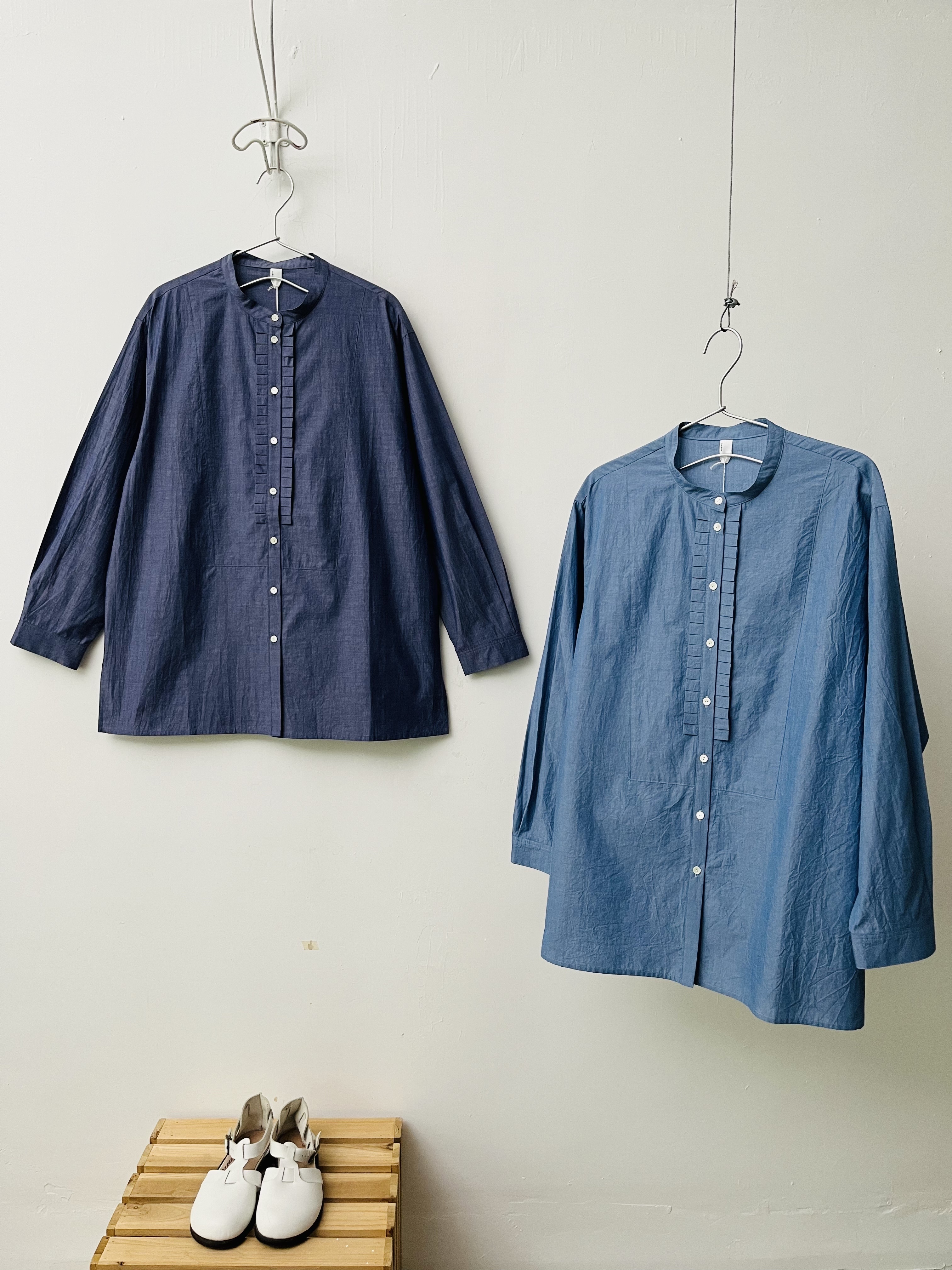 日本製LUEUF藍色小企領top