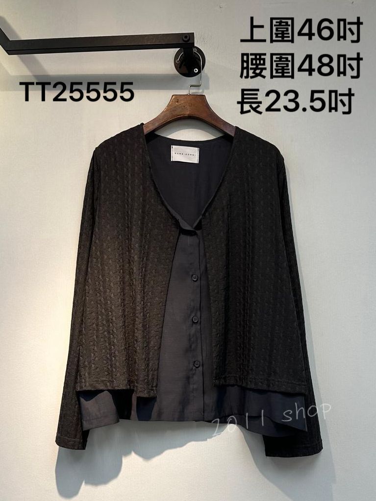 *不設優惠* 假兩件透薄Lace 恤衫  上圍46吋 腰圍48吋 長23.5吋    TT25555