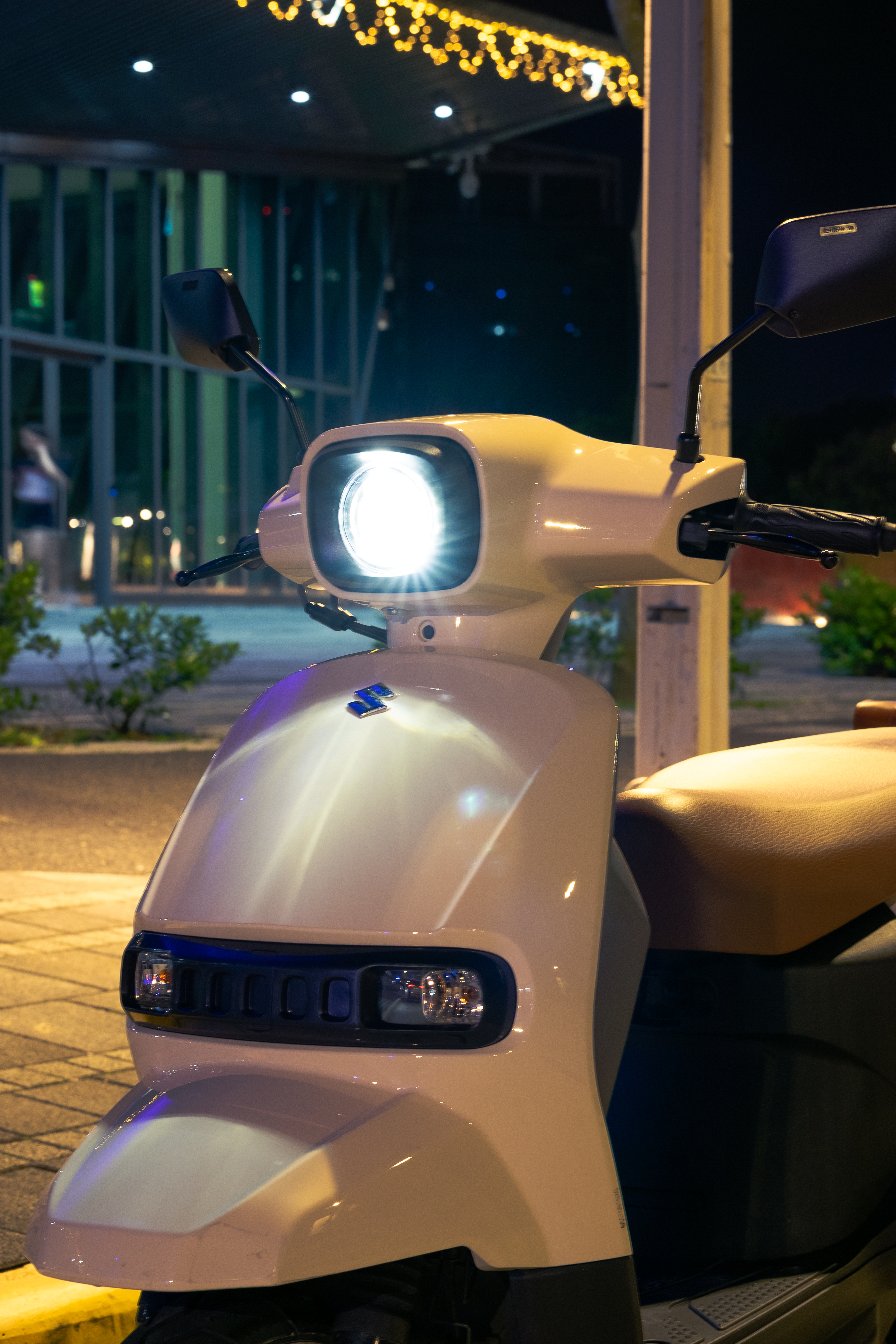 CRAFIT SUI 鏡頭大燈