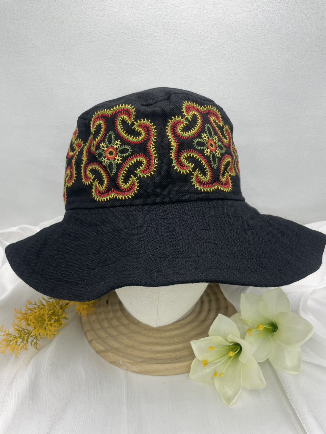 No.6電繡圖騰漁夫帽57cm