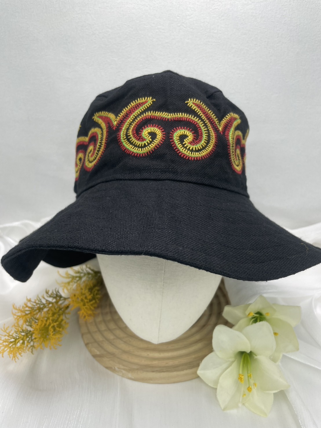 No.4電繡圖騰漁夫帽57cm
