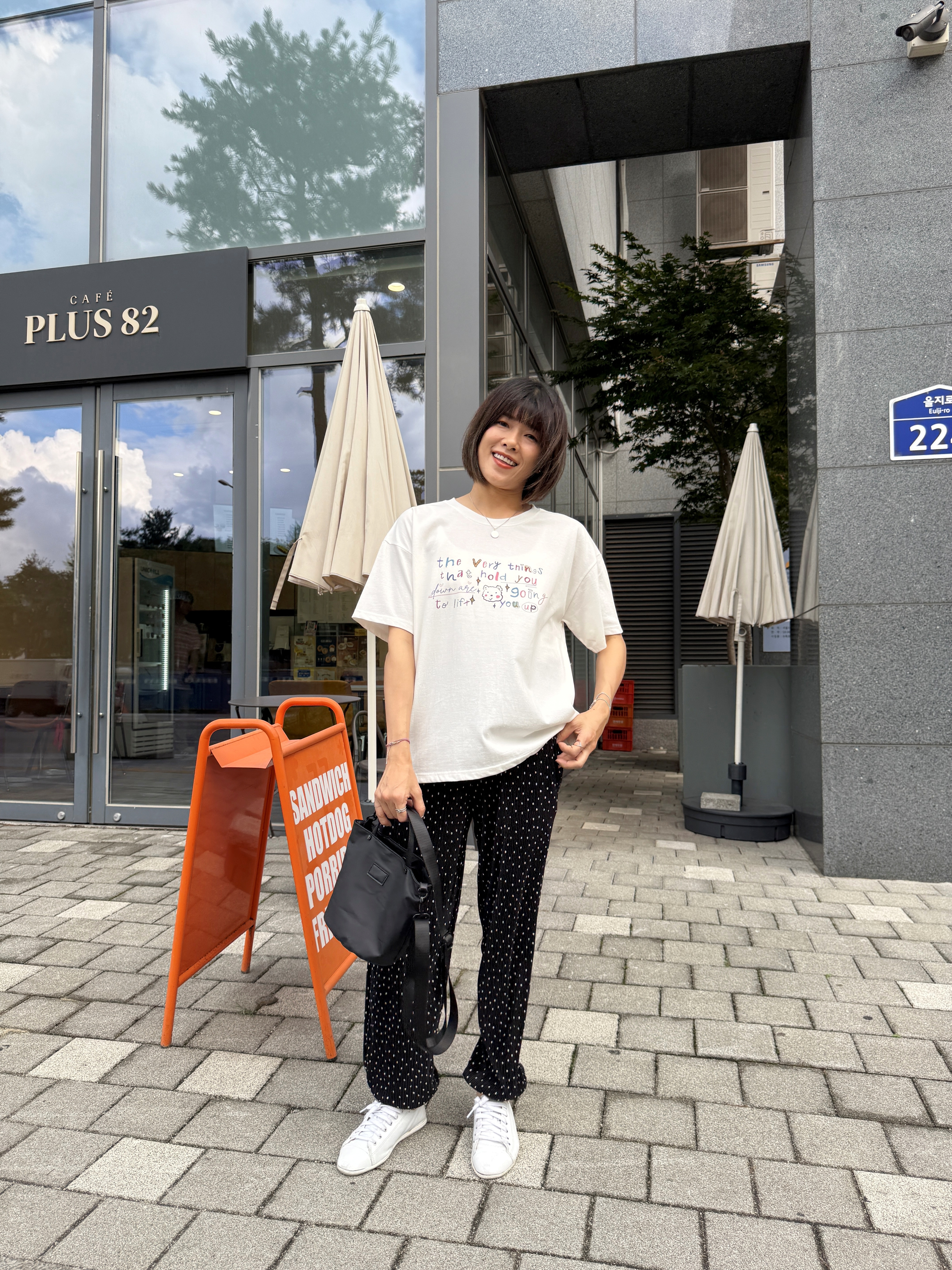 正韓涼感壓摺水玉點點縮口褲