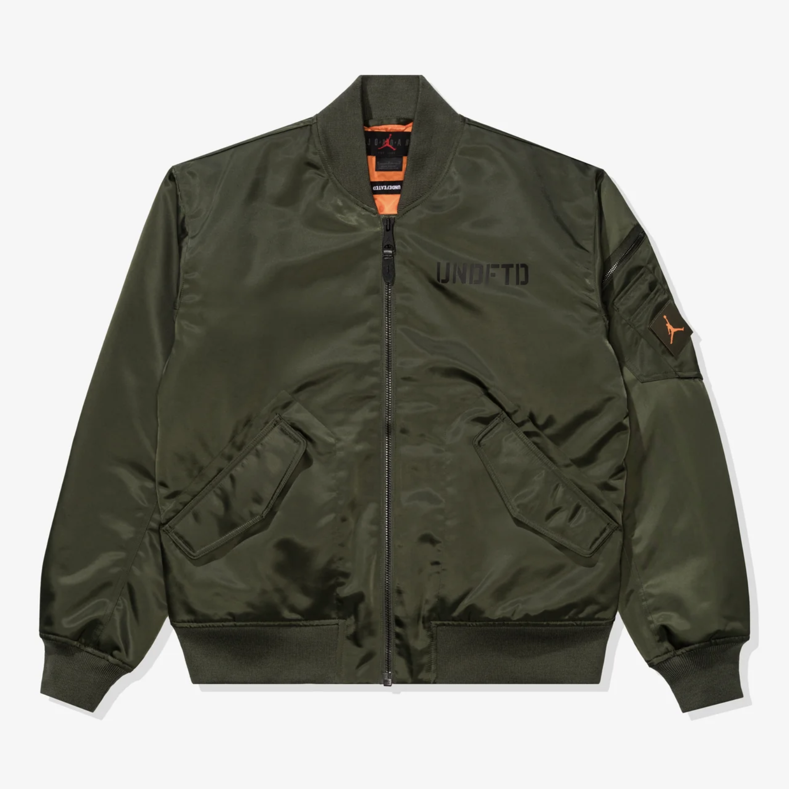 -(B4d01)-UNDEFEATED X JORDAN MA-1 軍綠 外套-IB6587 325