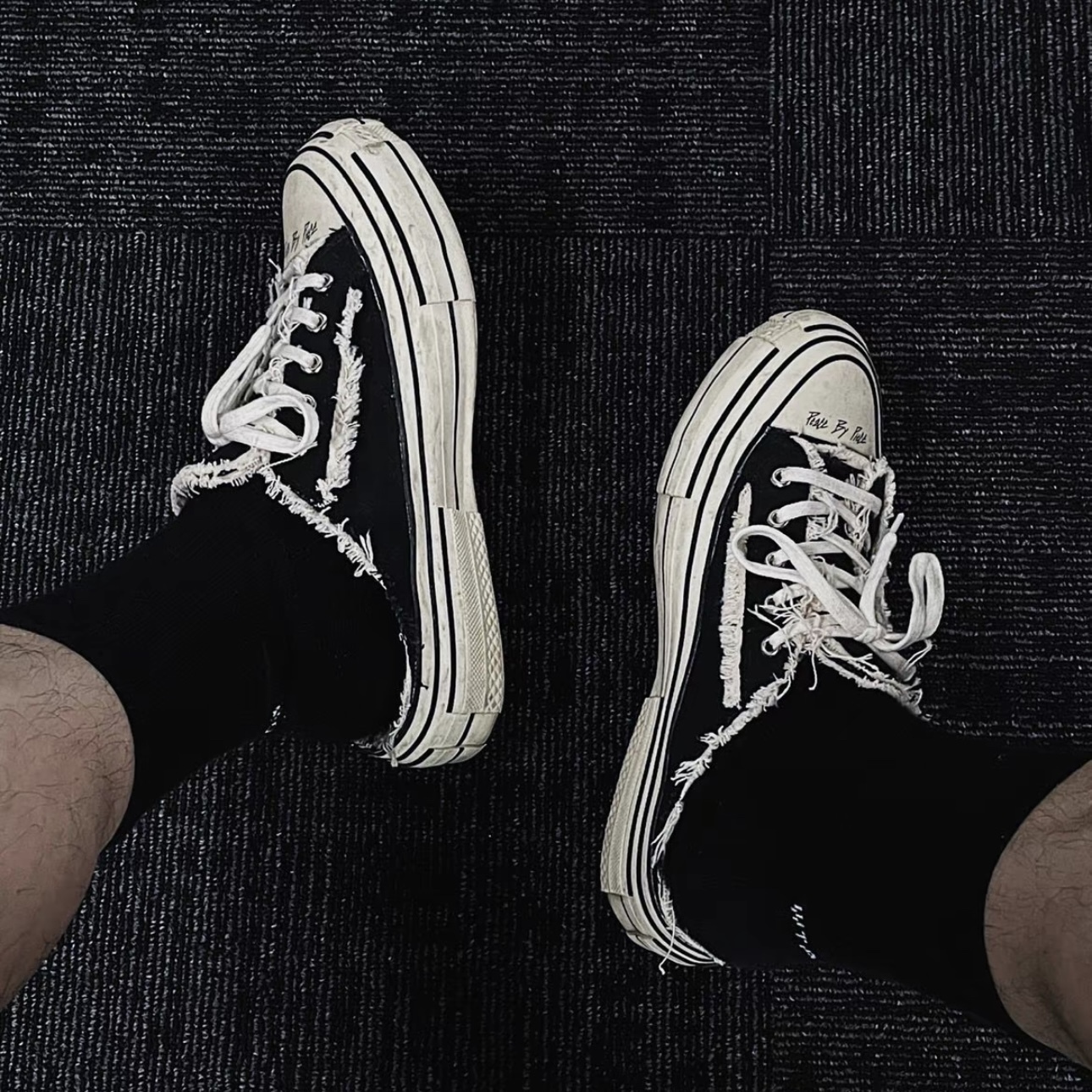 xVESSEL 黑白 經典夜光 懶人鞋 拖鞋 包頭拖鞋 復古 男女同款 S19X003B