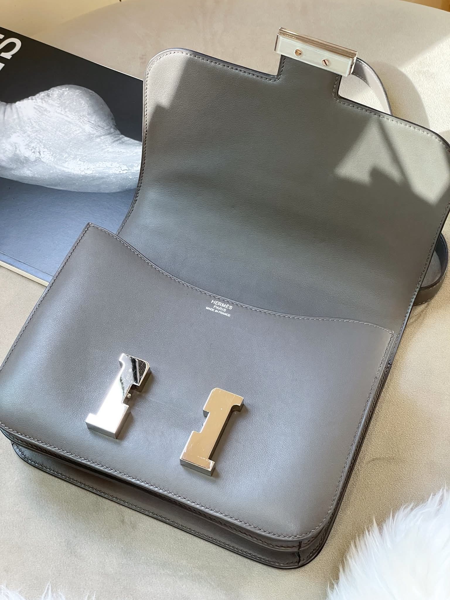 Preloved Hermes Constance 24 Swift Leather Etain PHW HK$7x,xxx (HK$2,000 即時落訂)