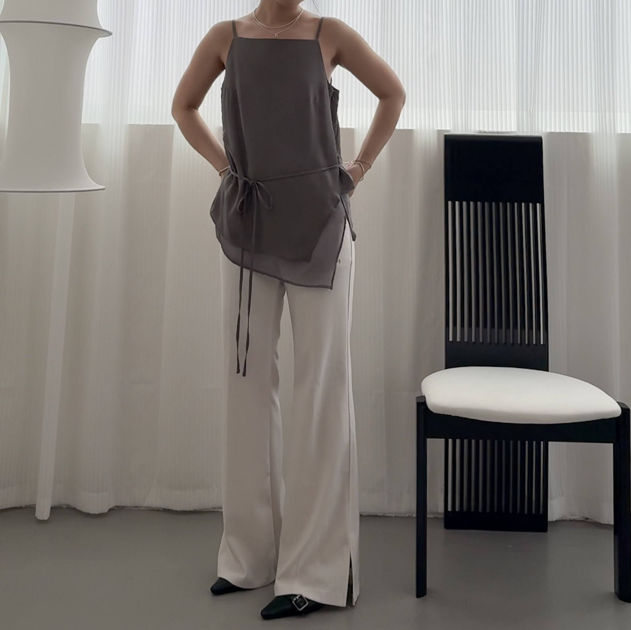 A15褲管開衩寬腰頭涼感休閒微喇叭褲(米/SM)