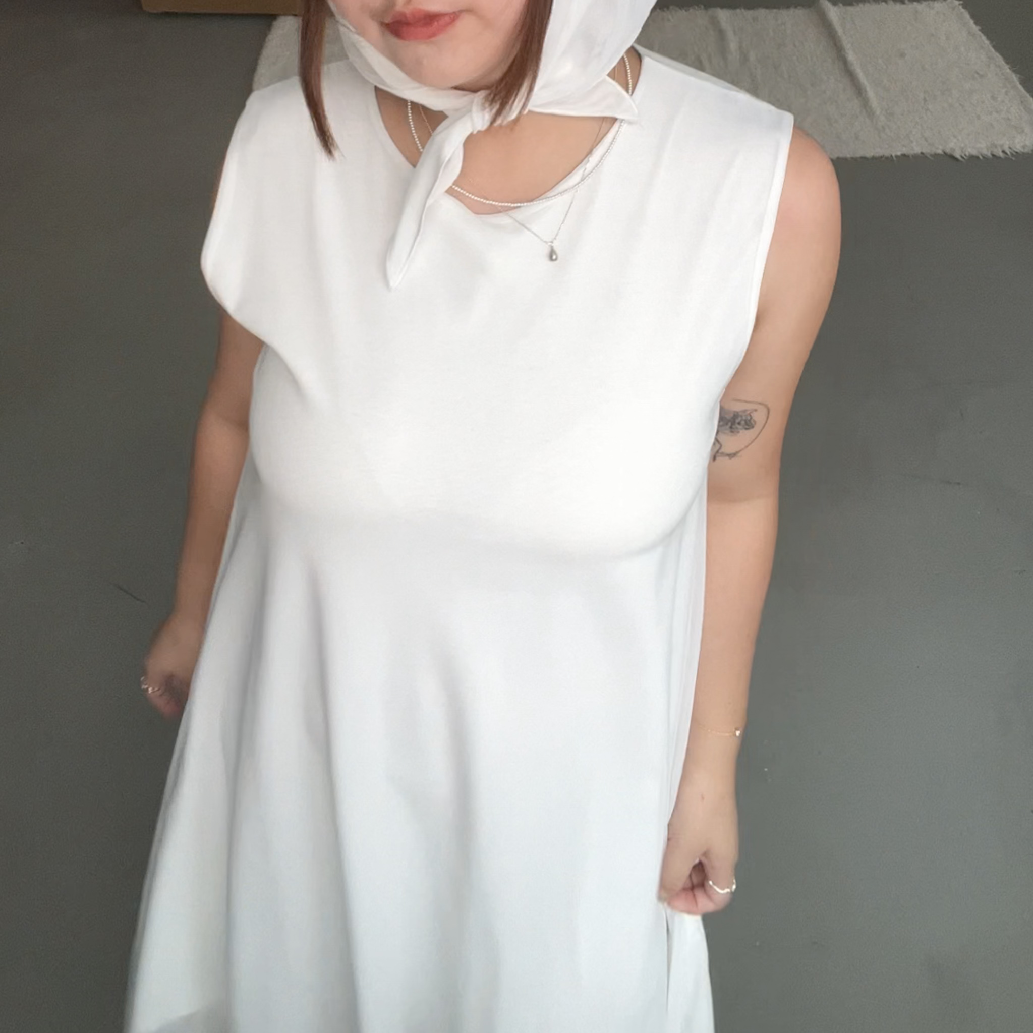 寬肩雙層傘擺長洋(白)