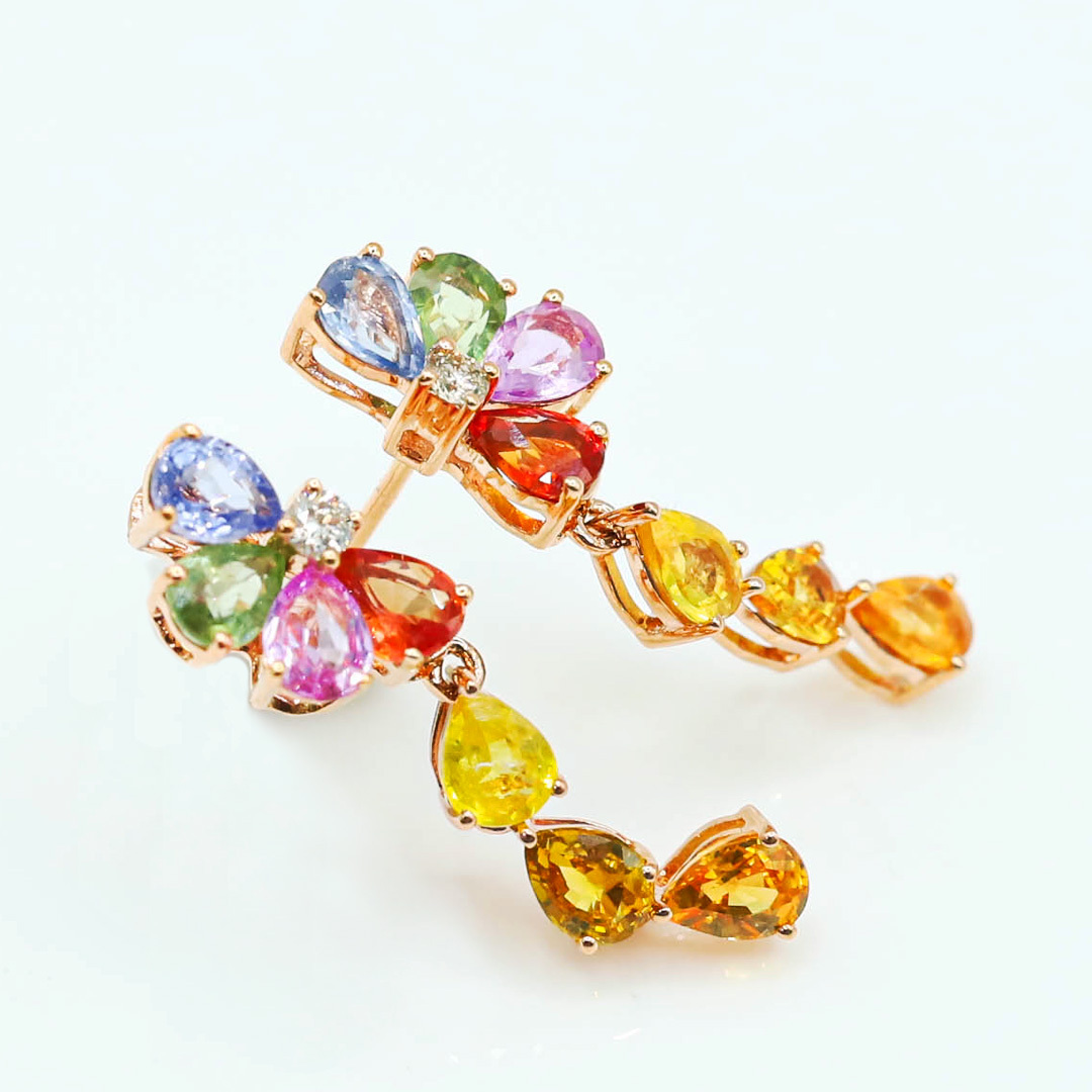 彩色剛玉造型耳環2.68ct/D0.06ct/18K