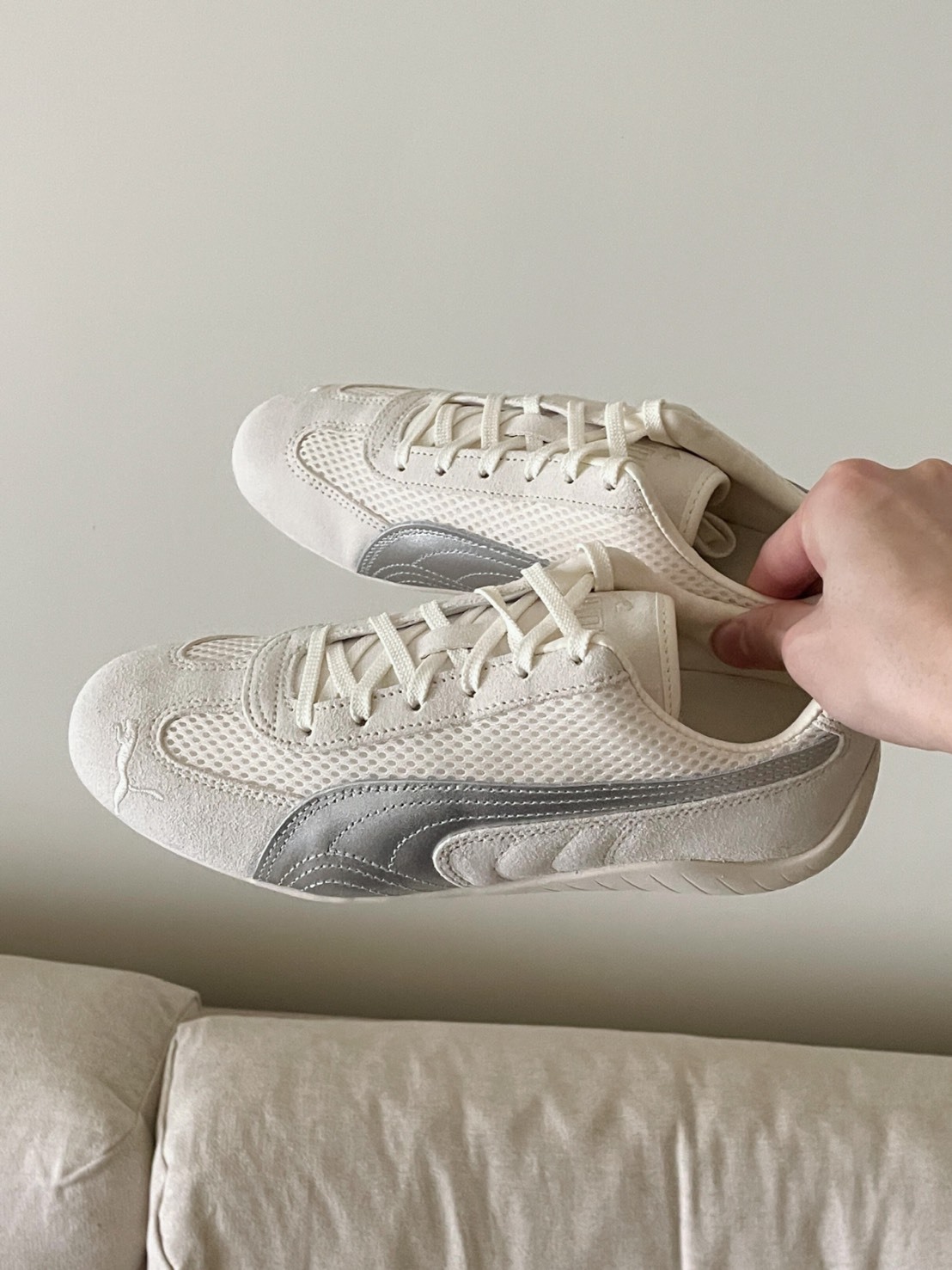 PUMA SPEEDCAT 系列 奶油白銀