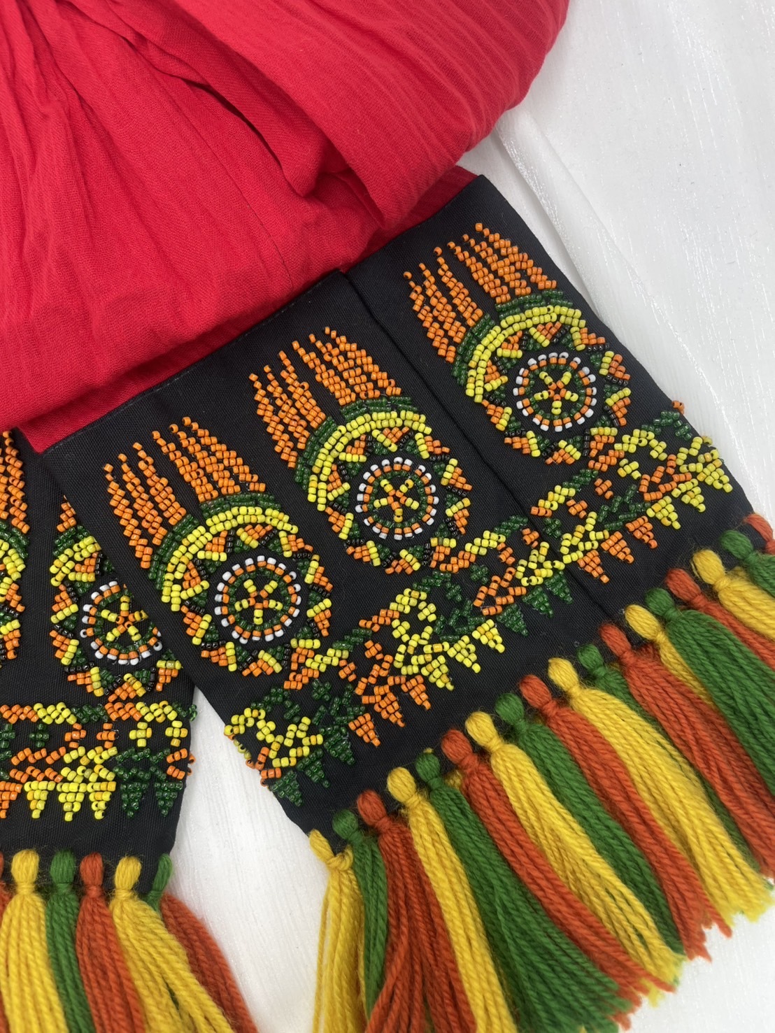 No.25紅棉紗布珠繡頭巾.面寬17全長含流蘇210