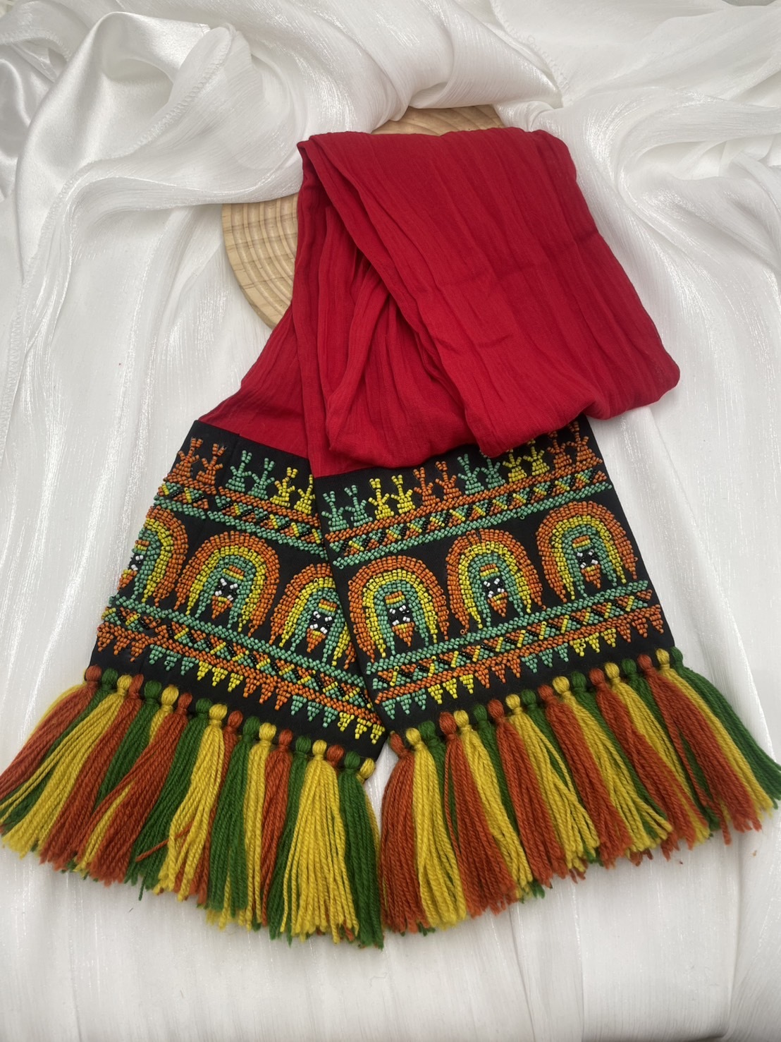 No.26紅棉紗布珠繡頭巾.面寬17全長含流蘇210