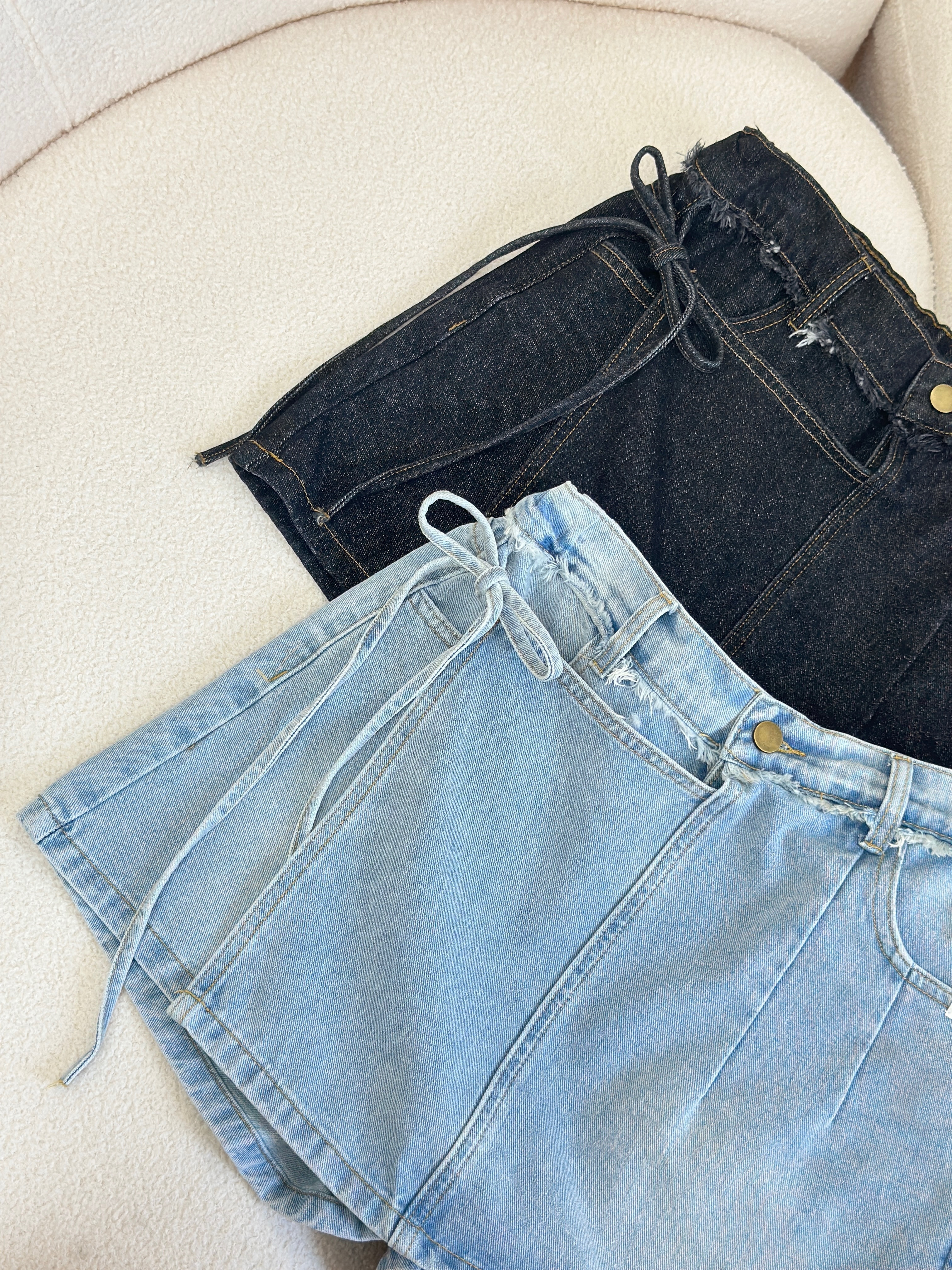 兩色 / 綁繩流蘇牛仔短裙褲 / Tie-String Tassel Denim Skort