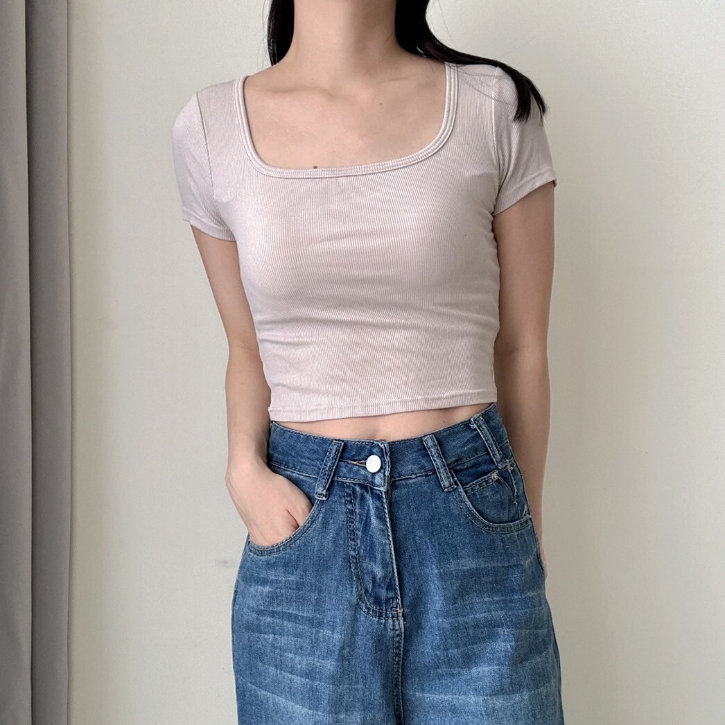 彈性方領短版短袖bra T（現貨）