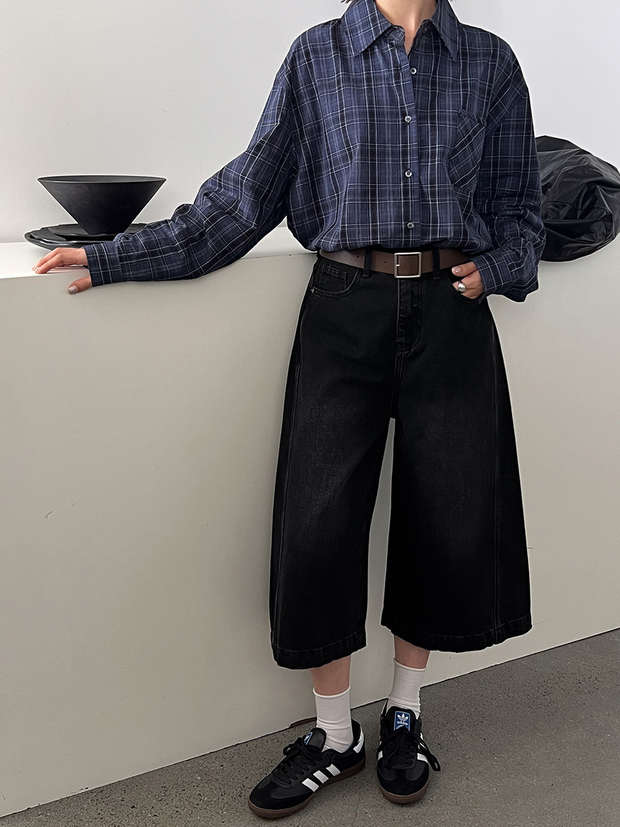 8W21 復古垂墜感親膚七分牛仔褲 一色