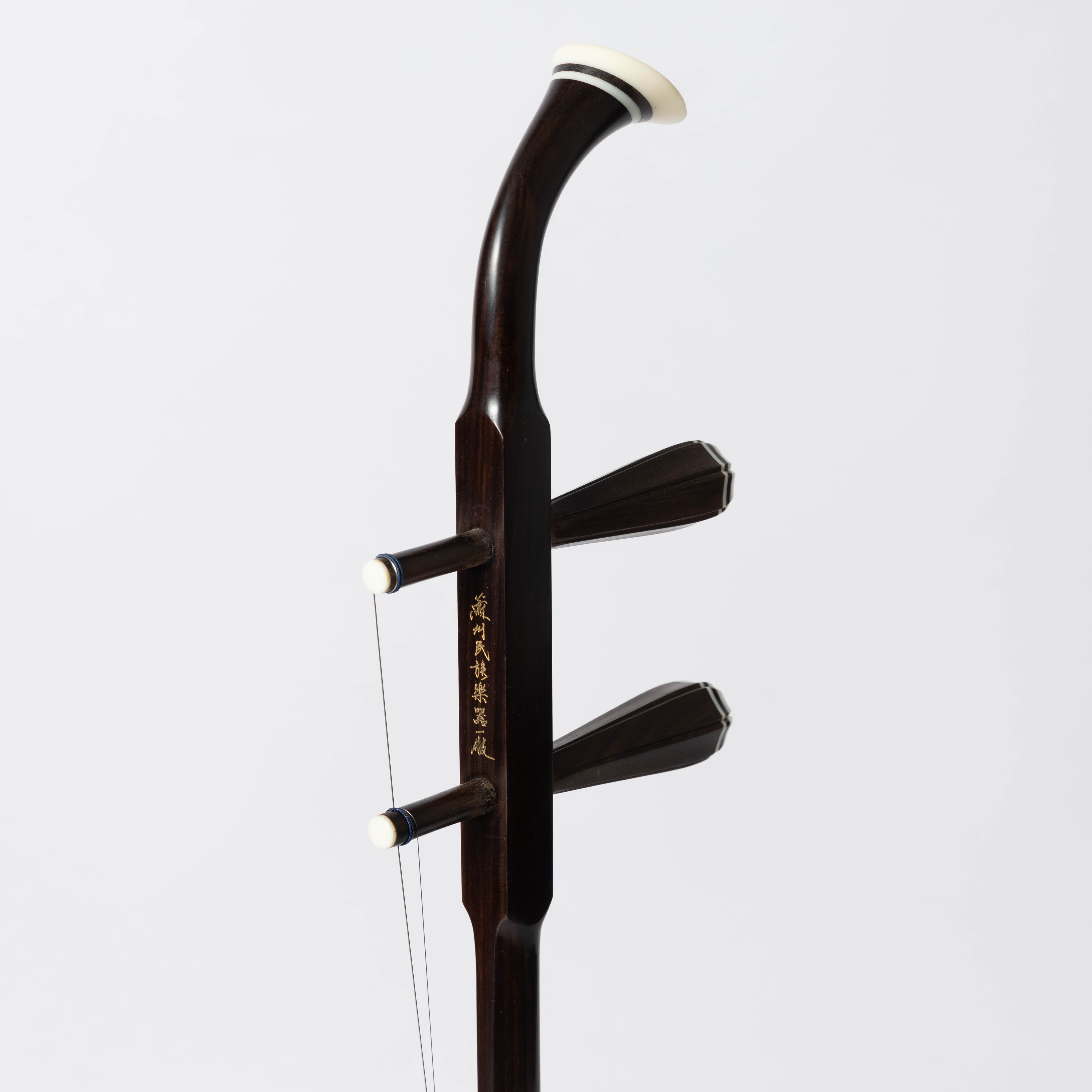 二胡　特級旧料老紅木　虎丘牌 二胡 特級旧料老紅木 虎丘牌