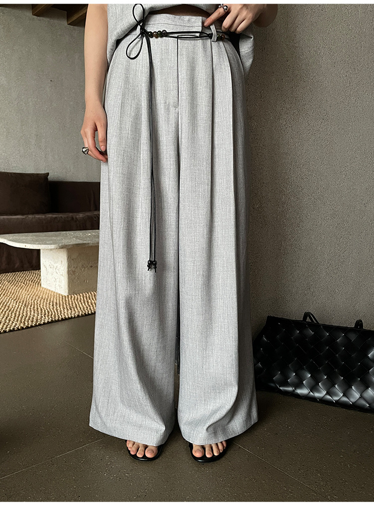 8W16 極簡風打摺感抽繩綁帶寬褲 三色