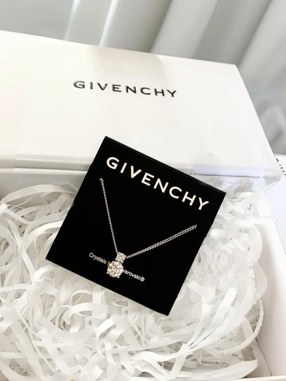 GIVENCHY 紀梵希 藍眼淚 水晶項鍊 項鍊