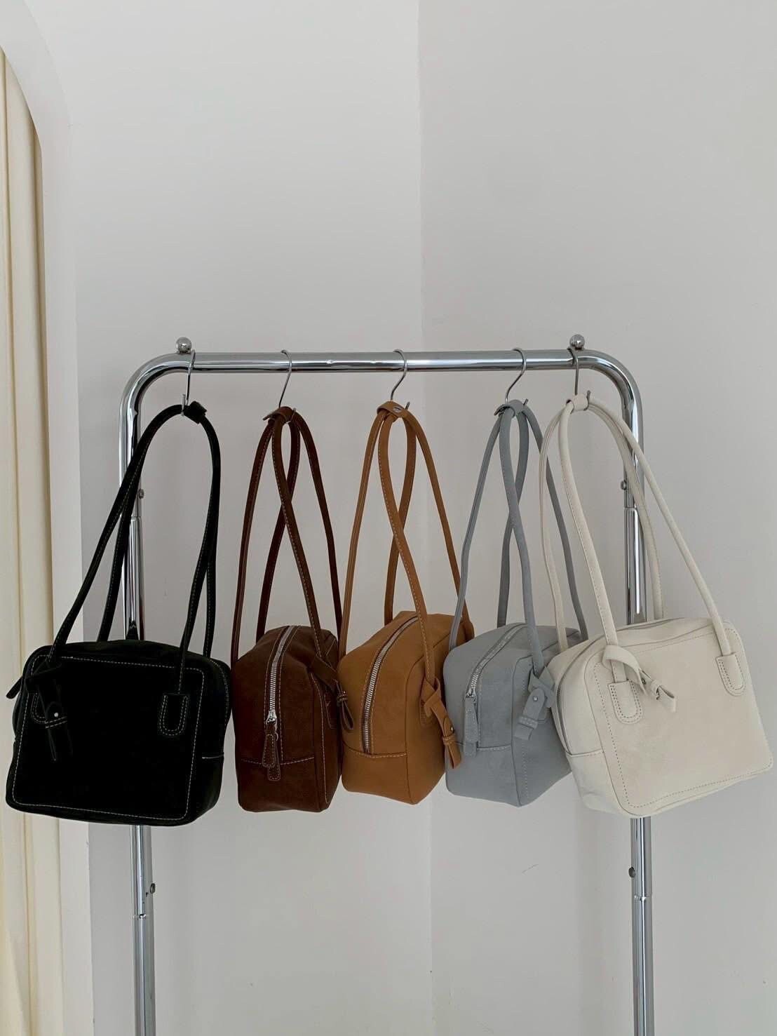 秋季仿麂皮款方形波士頓包