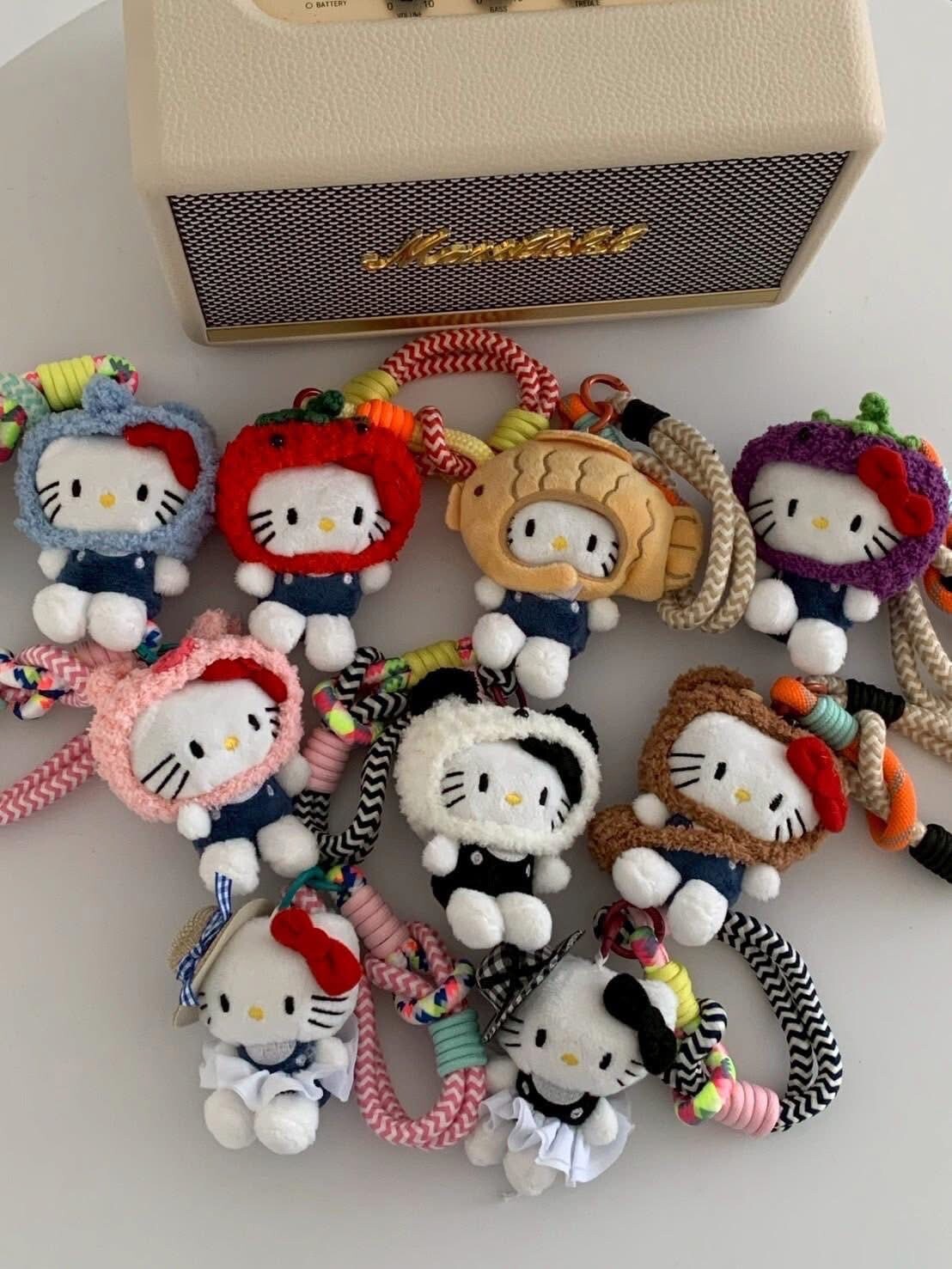 超可愛可以變身的Kitty吊飾