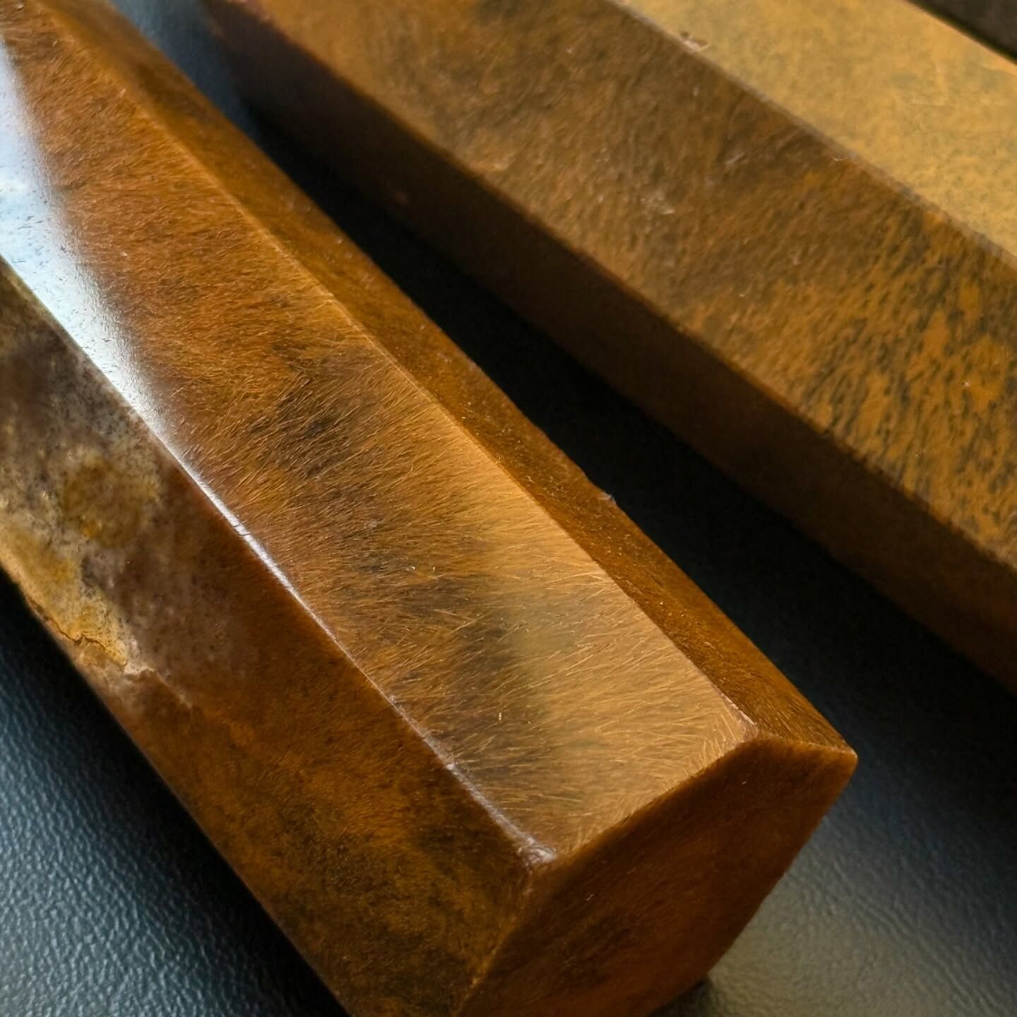 [原石] 羽毛瑪瑙 水晶柱