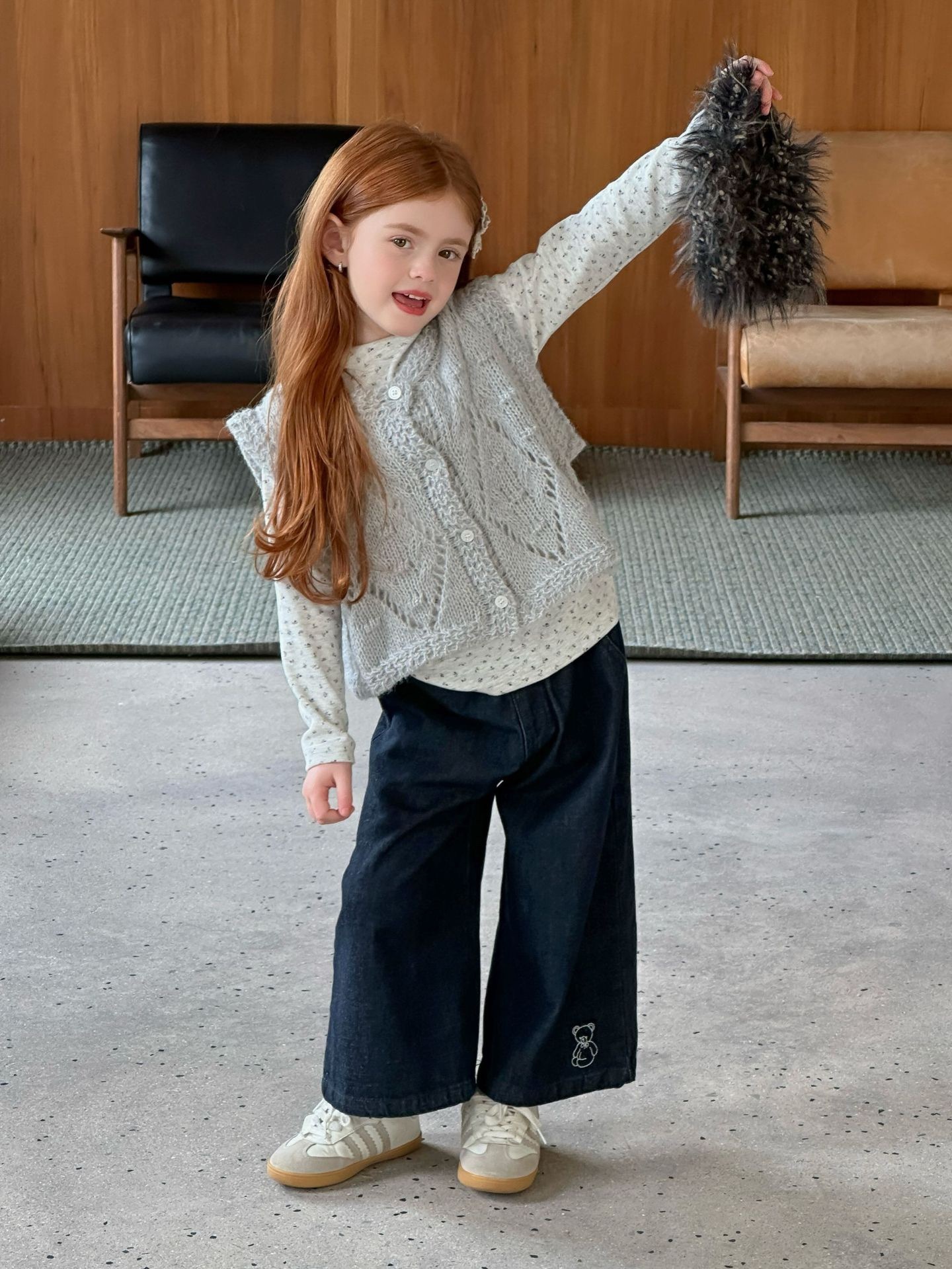 刺繡小熊牛仔寬褲