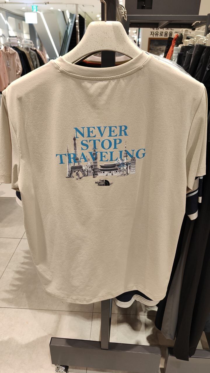 [K] THENORTHFACE LIGHT BEIGE M'S LANDMARK S/S ROUND TEE, NT7UR26D-LBE (KTNF19)