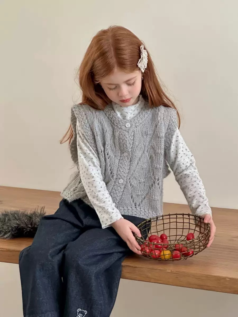 甜美鉤花軟軟背心