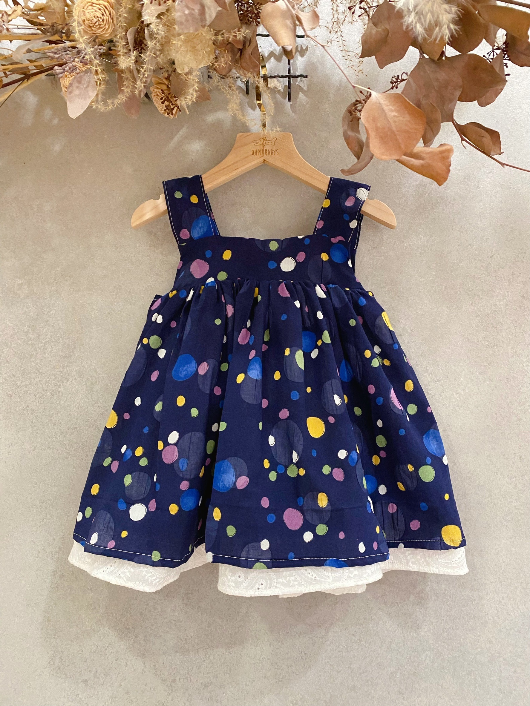 藍紫底彩色泡泡 方領蕾絲綁帶洋裝（90）