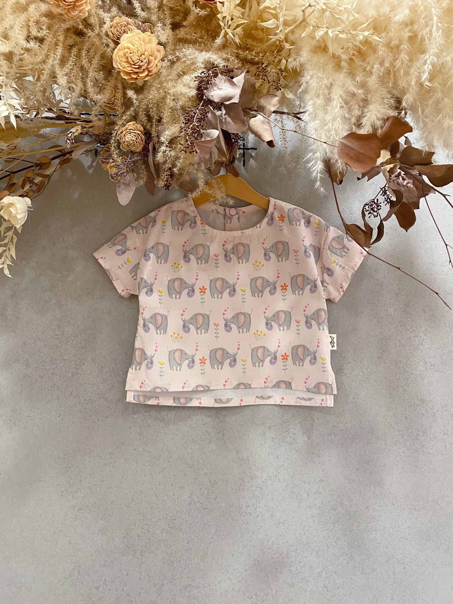 粉底灰象 五分袖上衣（90）