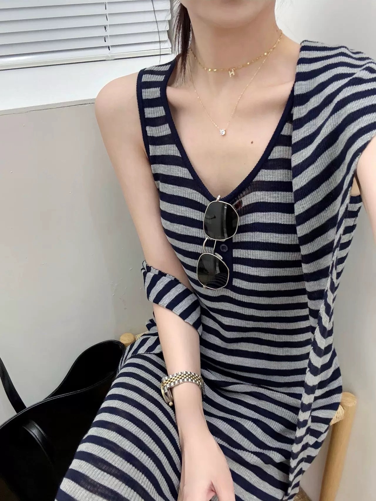 排釦針織條紋洋裝(附披肩)/二色